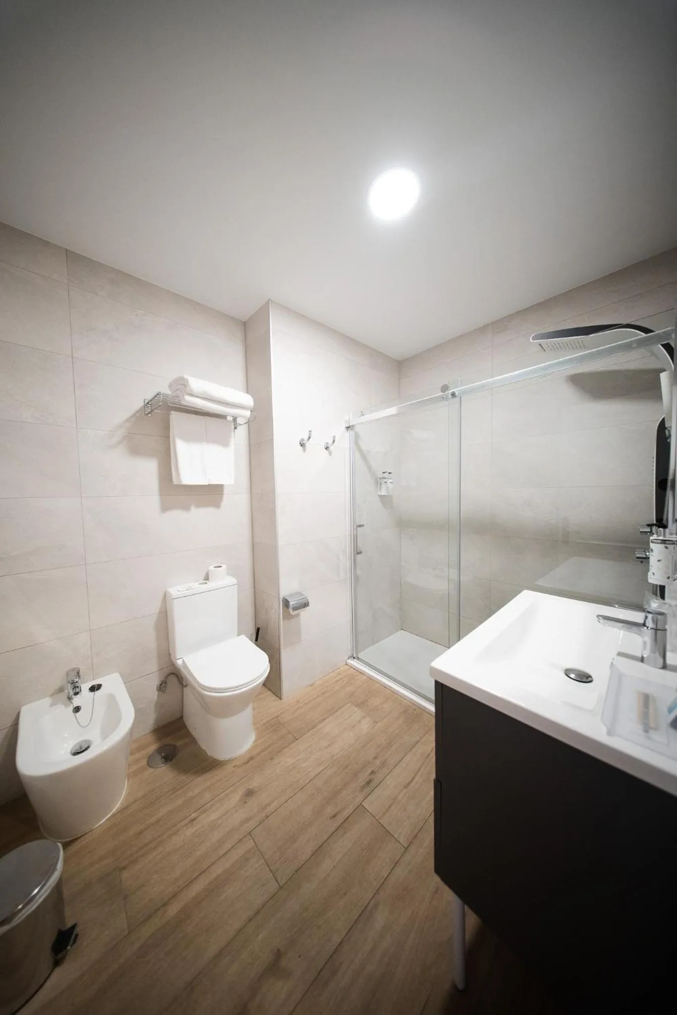 Shower in Hotel Infanta Isabel by Recordis Hotels