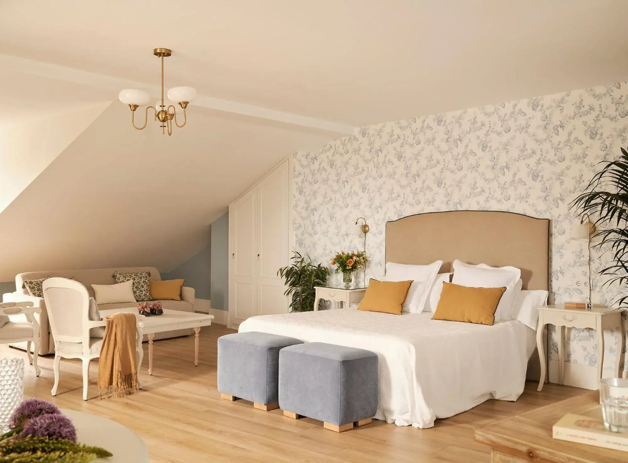 Deluxe Double Room in Hotel Infanta Isabel by Recordis Hotels Deluxe Double Room in Hotel Infanta Isabel by Recordis Hotels