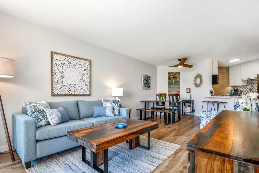 Modern and Relaxing Oceanfront Vistas