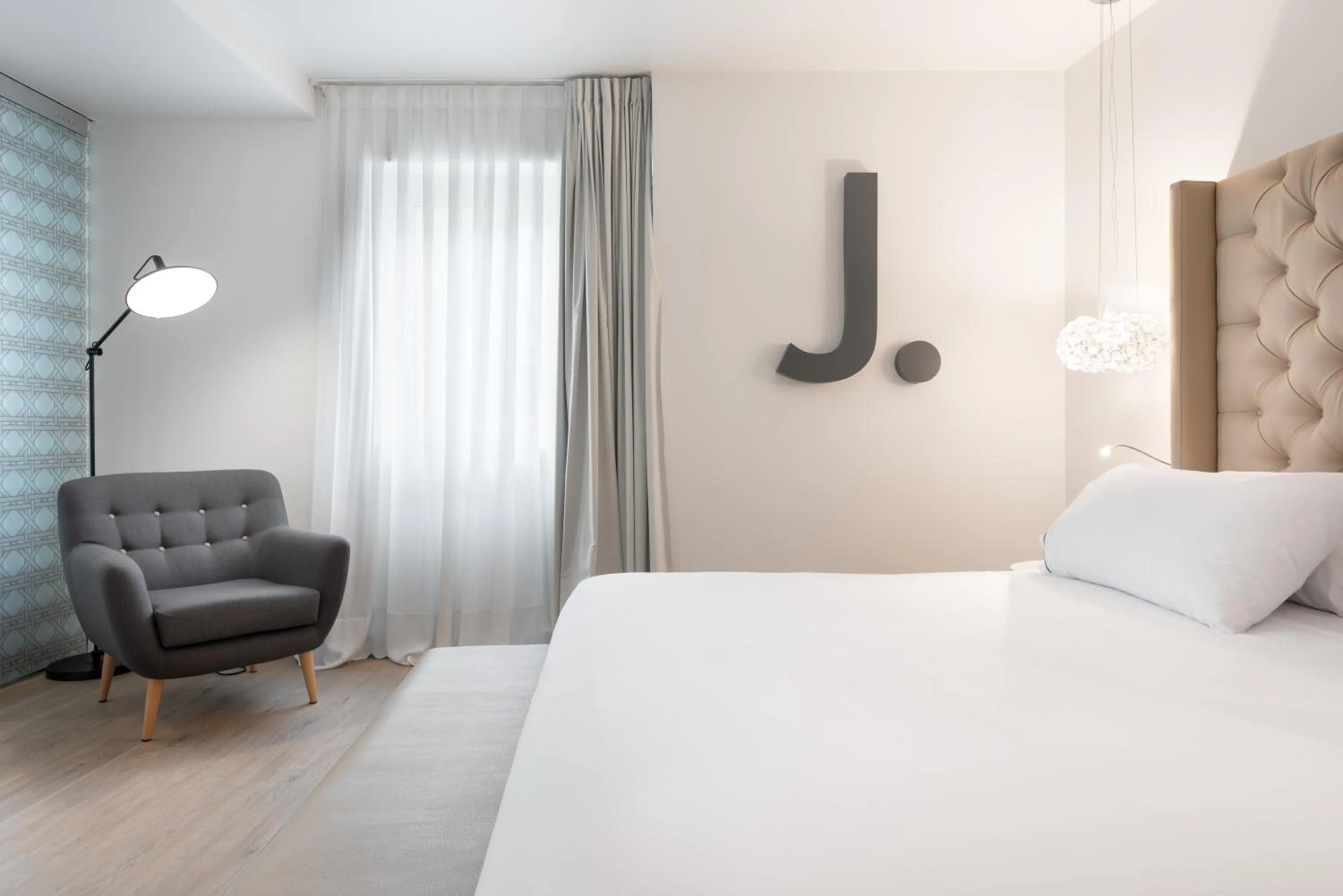 Bed in Eurostars Marqués de Vallejo