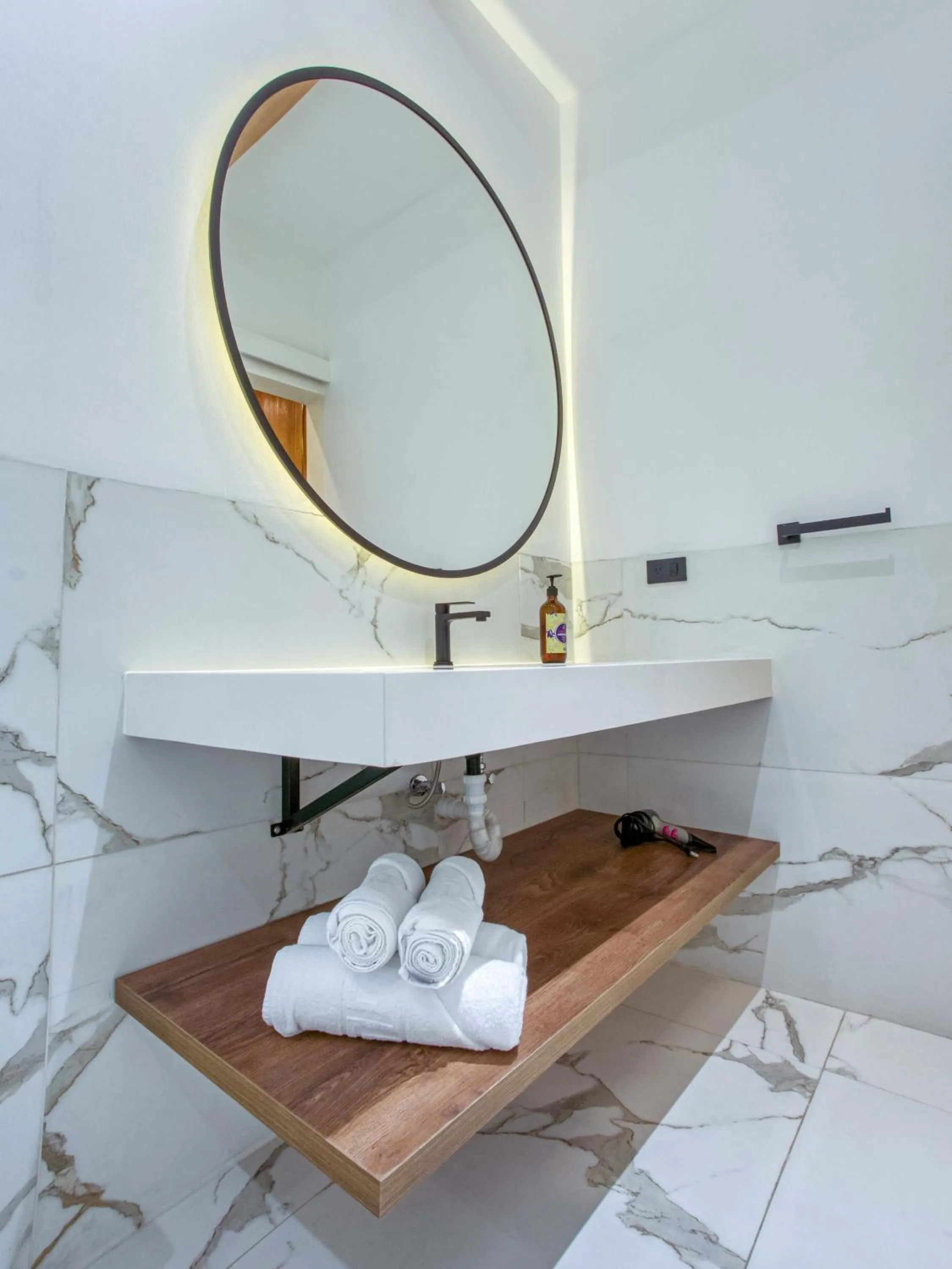 Bathroom in Wanderlot - Hotel Plaza Central