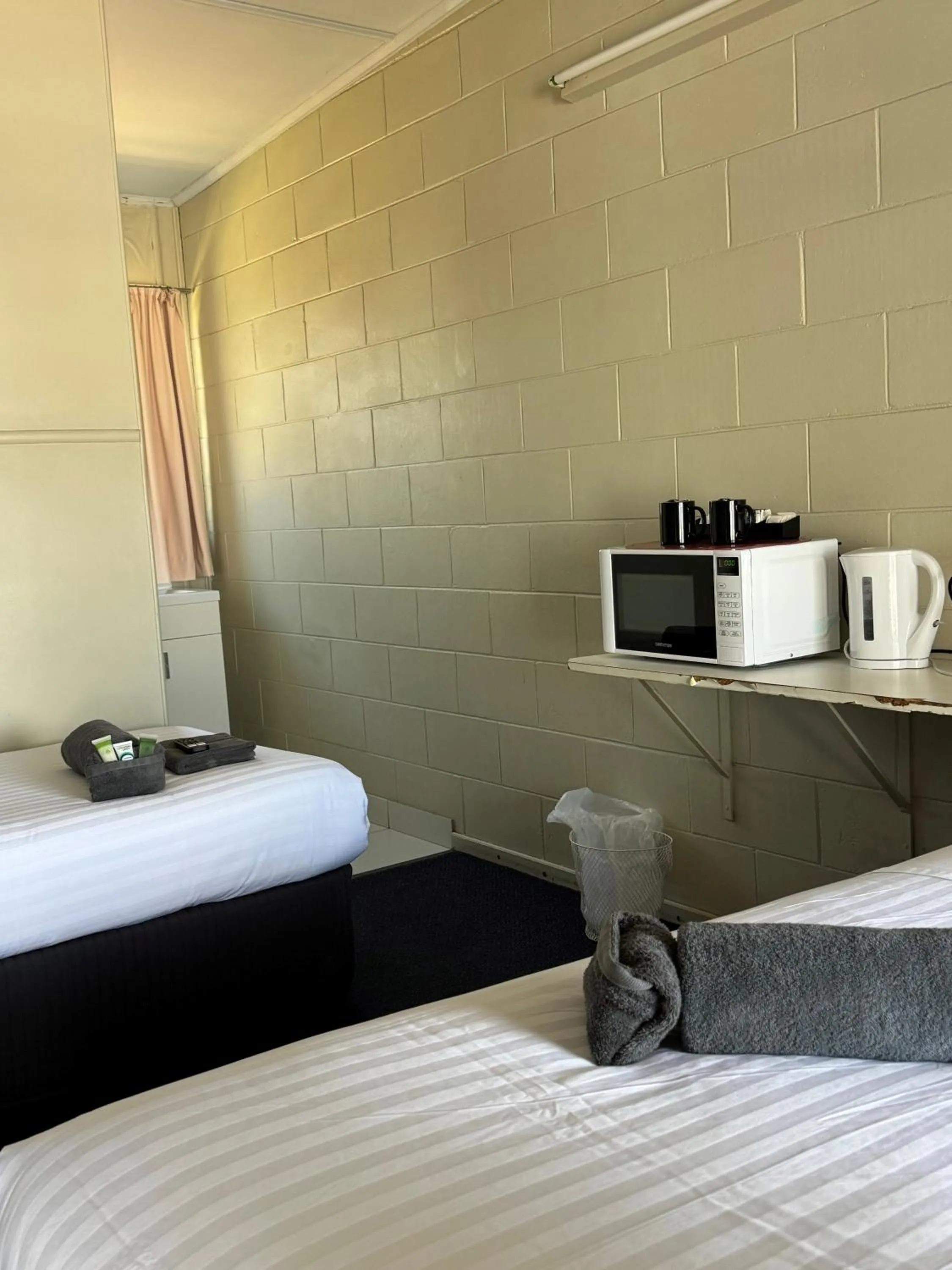 Clermont Hotel Motel