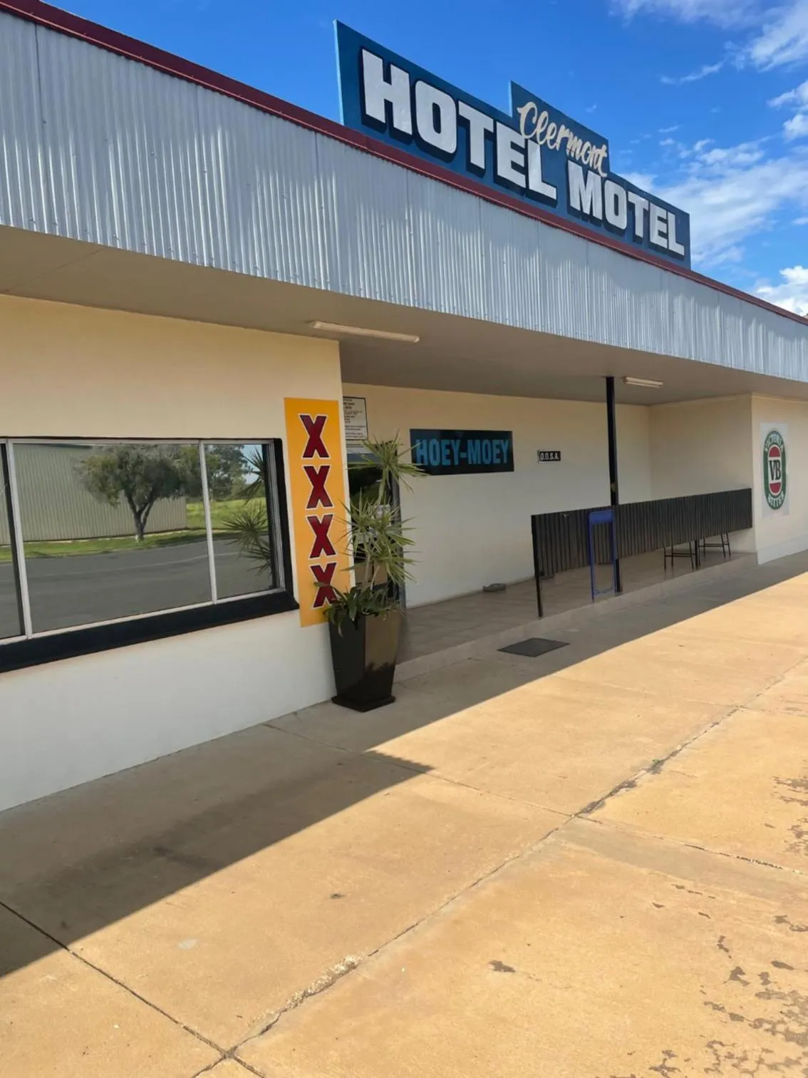 Clermont Hotel Motel