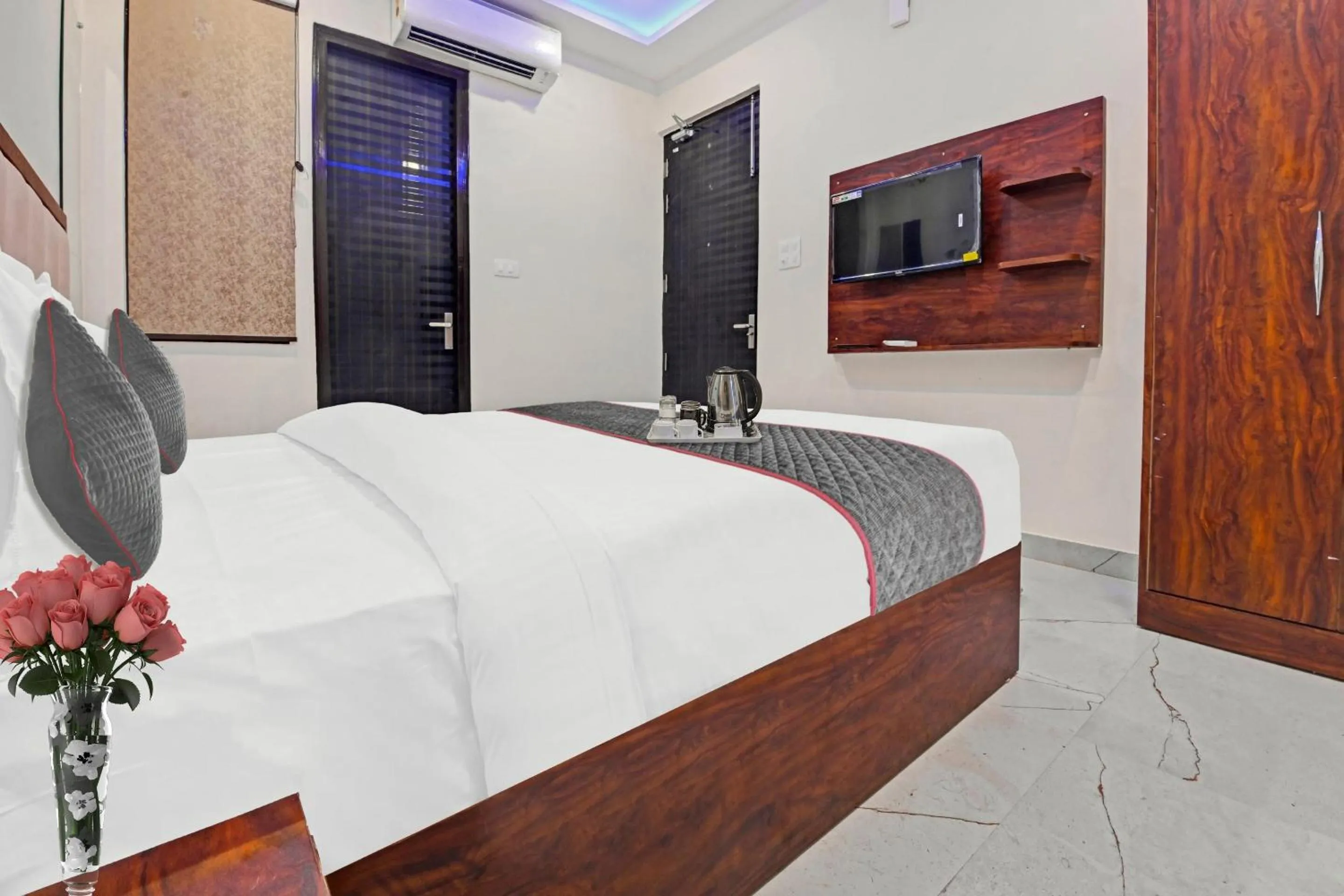 Lobby or reception in OYO Townhouse 1123 Kalyanpur Metro