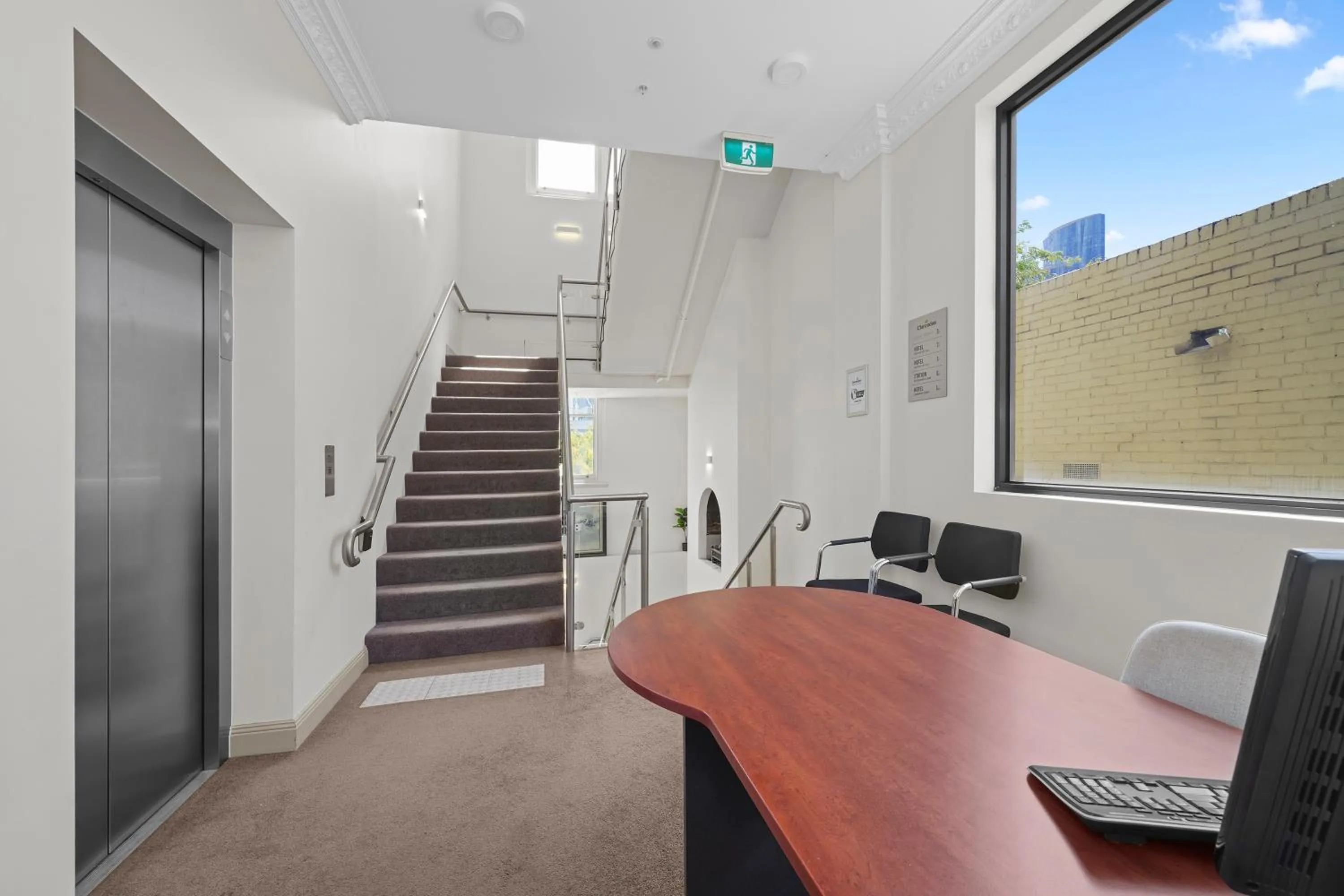 Lobby or reception in Clarendon Hotel