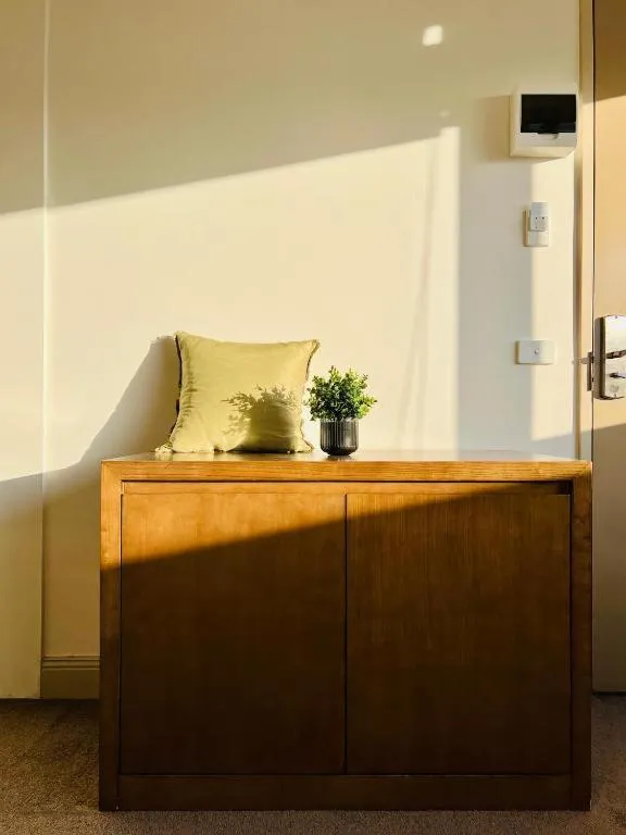 Decorative detail in Clarendon Hotel