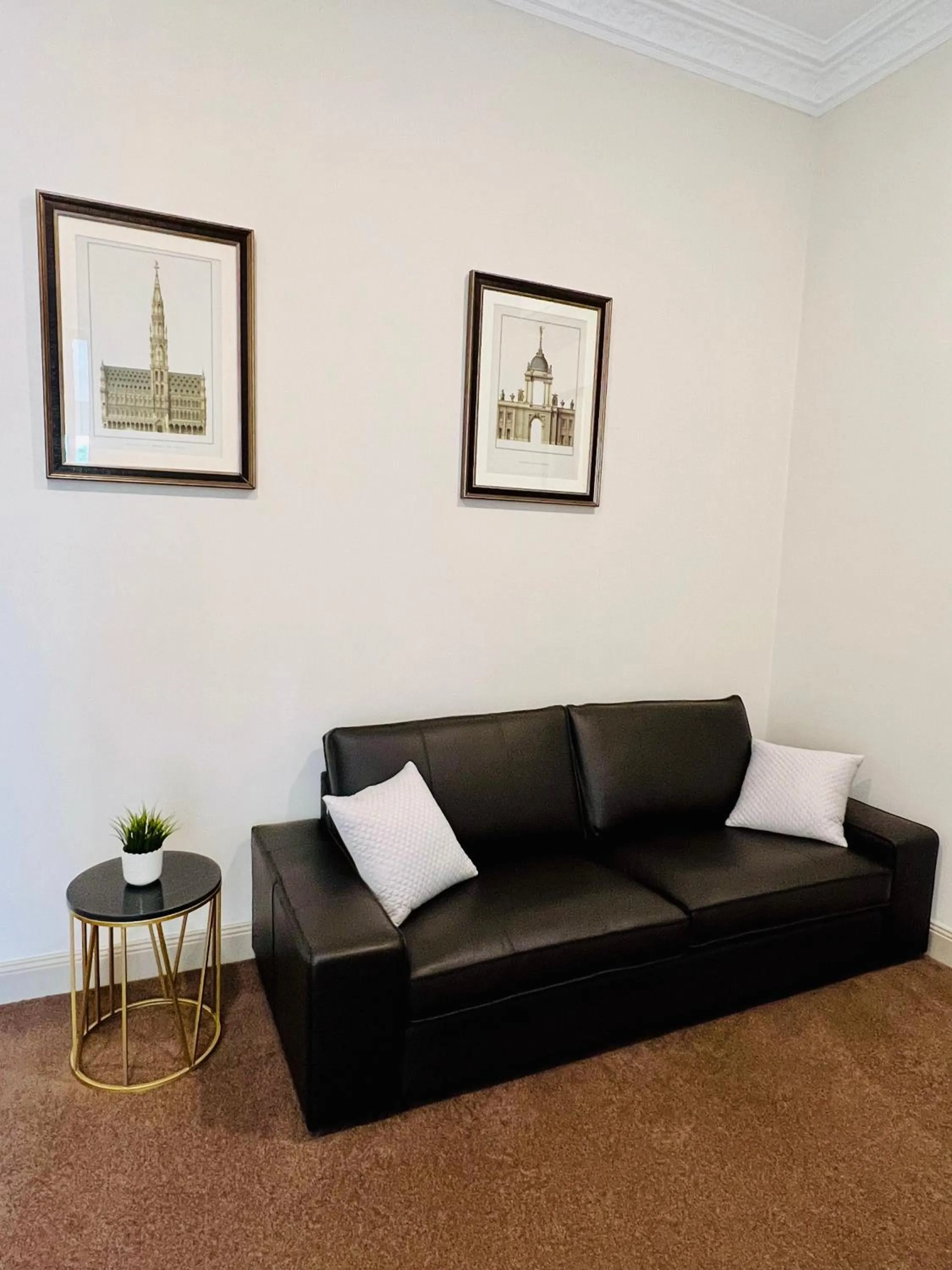 Seating area in Clarendon Hotel