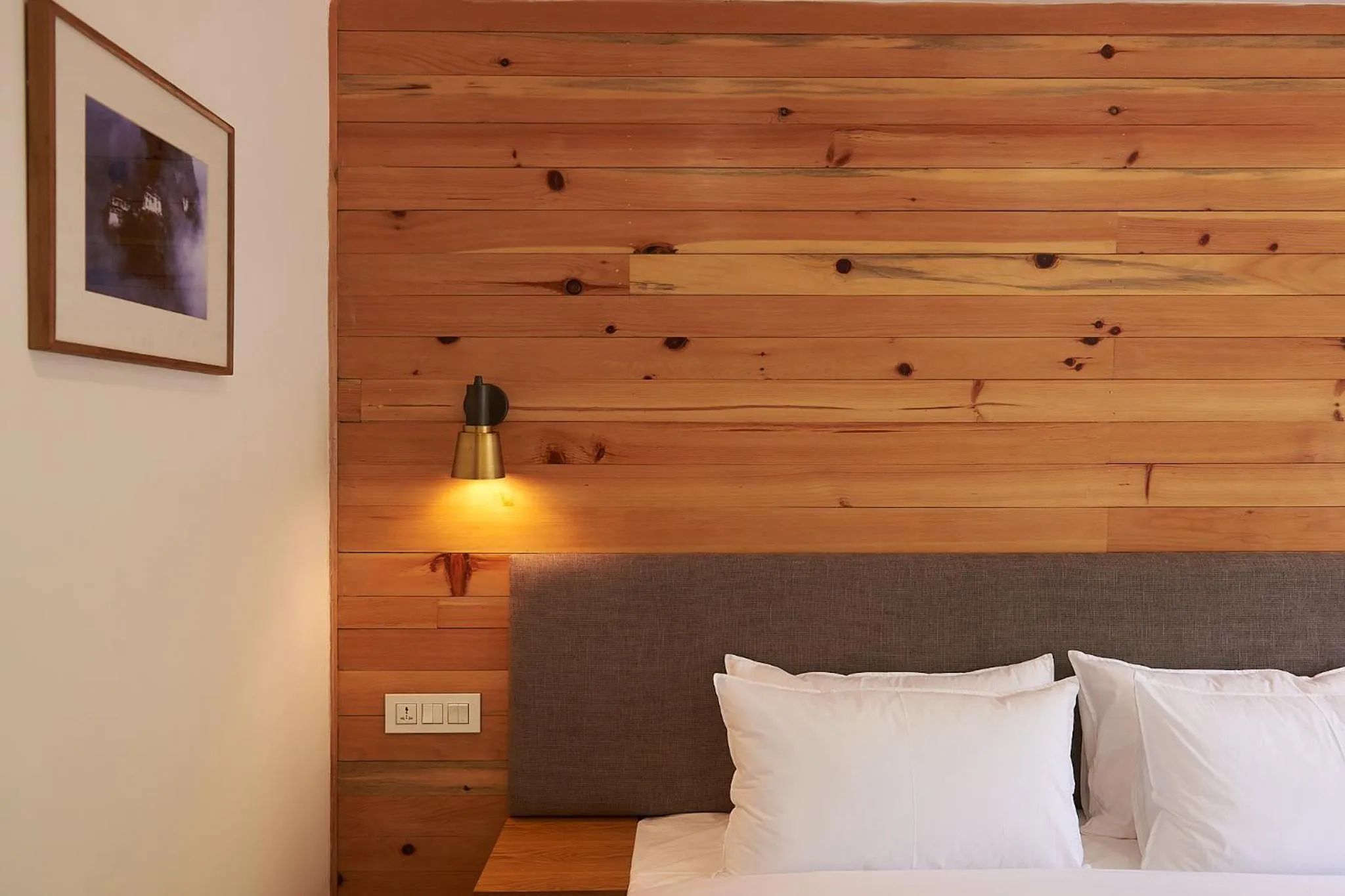 Bedroom, Bed in The Willows Hotel, Bhutan