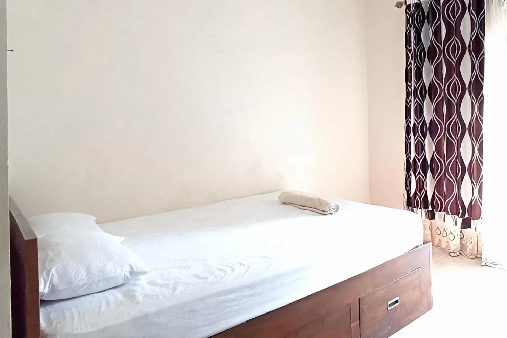 Bedroom, Bed in Tutus Homestay Syariah RedPartner Bedroom, Bed in Tutus Homestay Syariah RedPartner