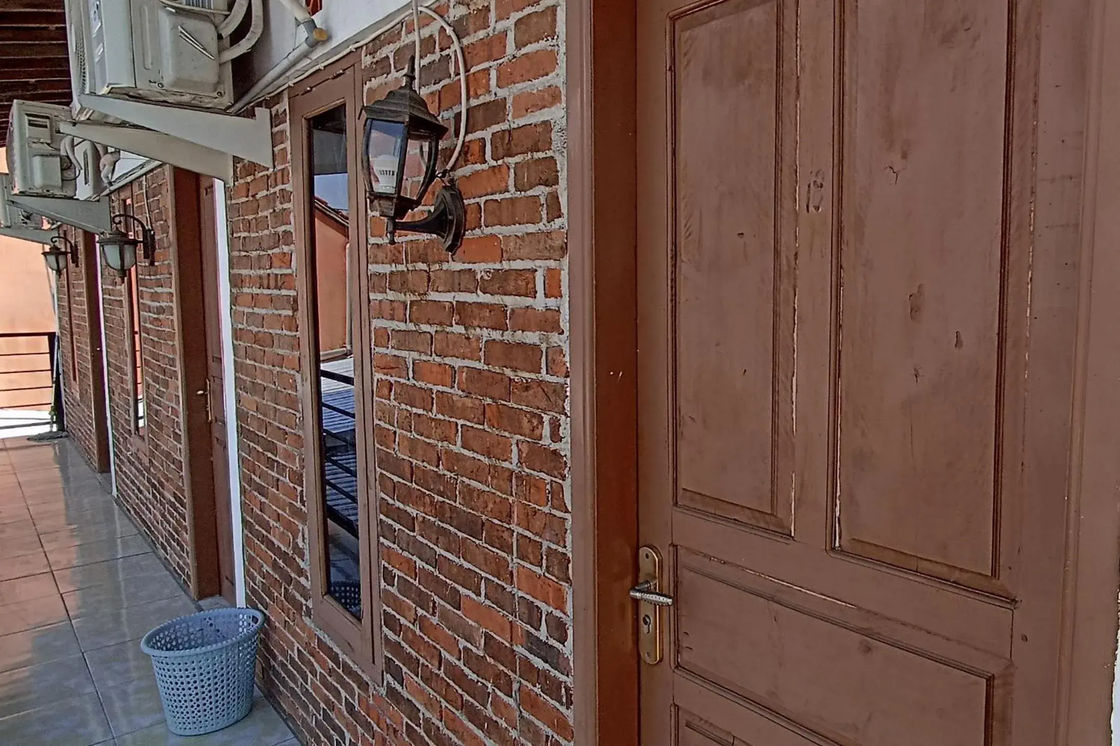 Property building in Tutus Homestay Syariah RedPartner Property building in Tutus Homestay Syariah RedPartner