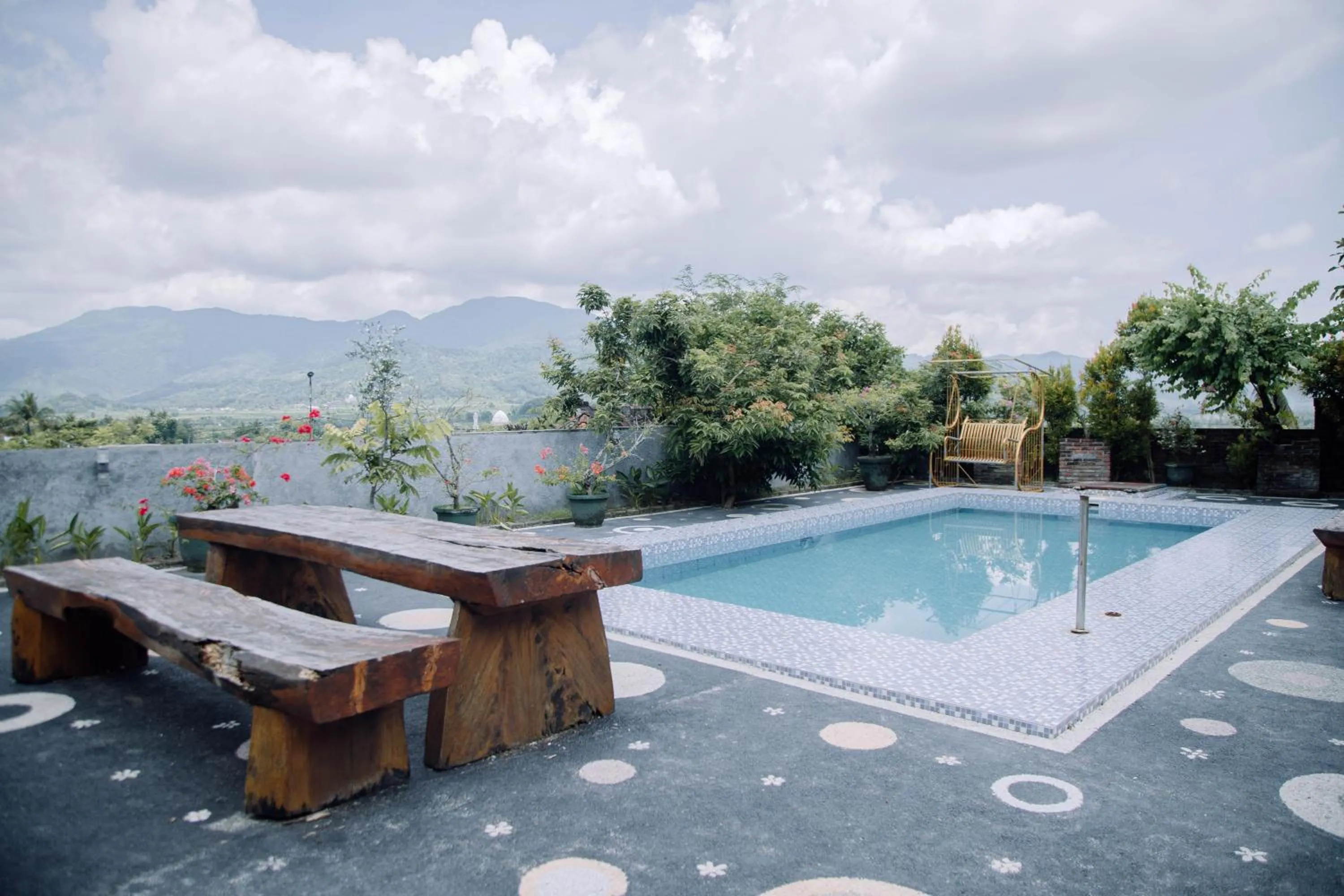 Swimming pool in RedDoorz at Villa Bukit Senyum Lombok