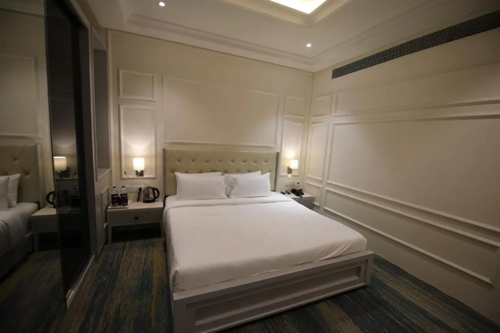 Bed in Enrise by Sayaji Rewa