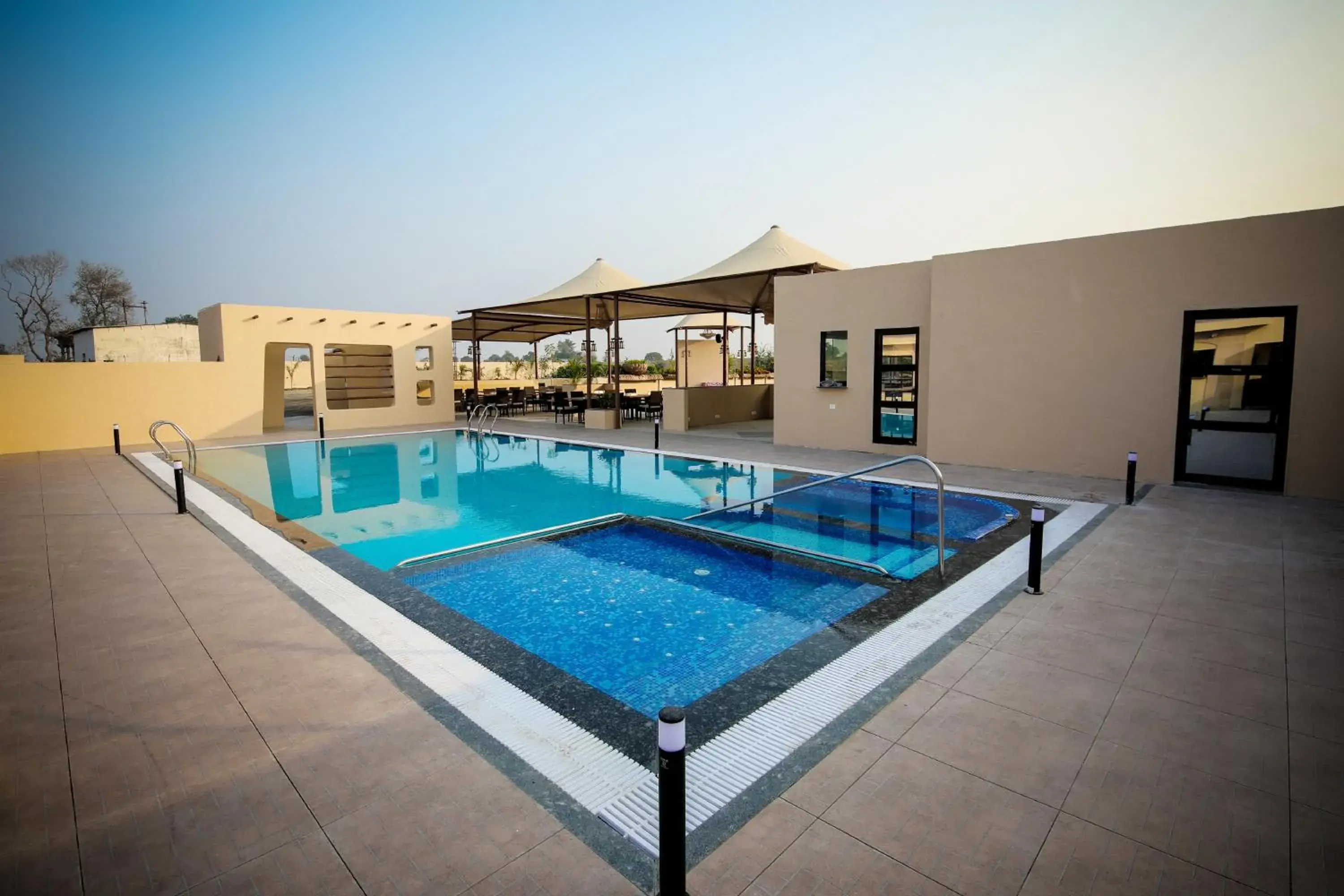 Pool view in Enrise by Sayaji Rewa Pool view in Enrise by Sayaji Rewa