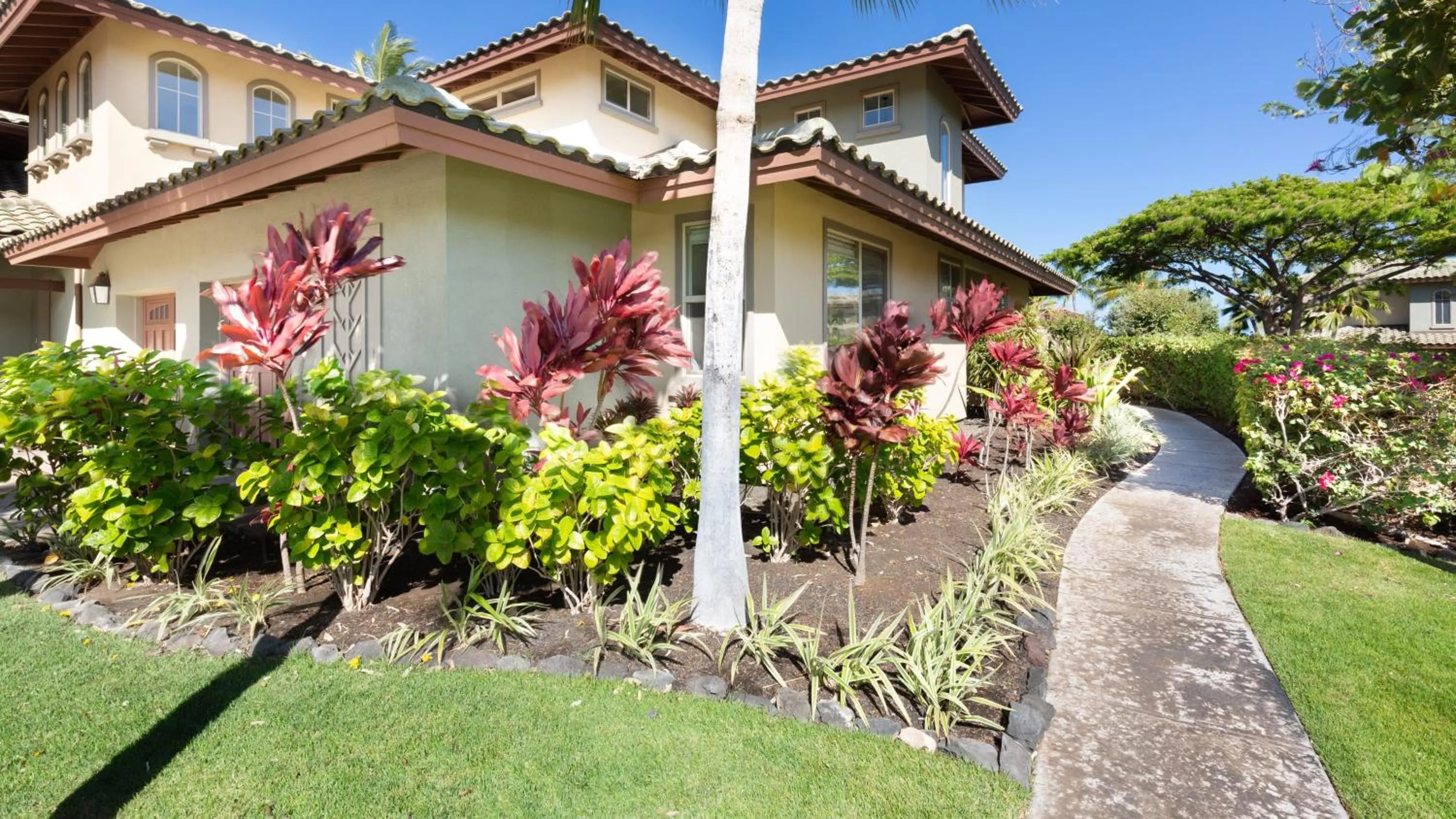 Other in ❤PiH❤Makai Living Light and Modern Great Location
