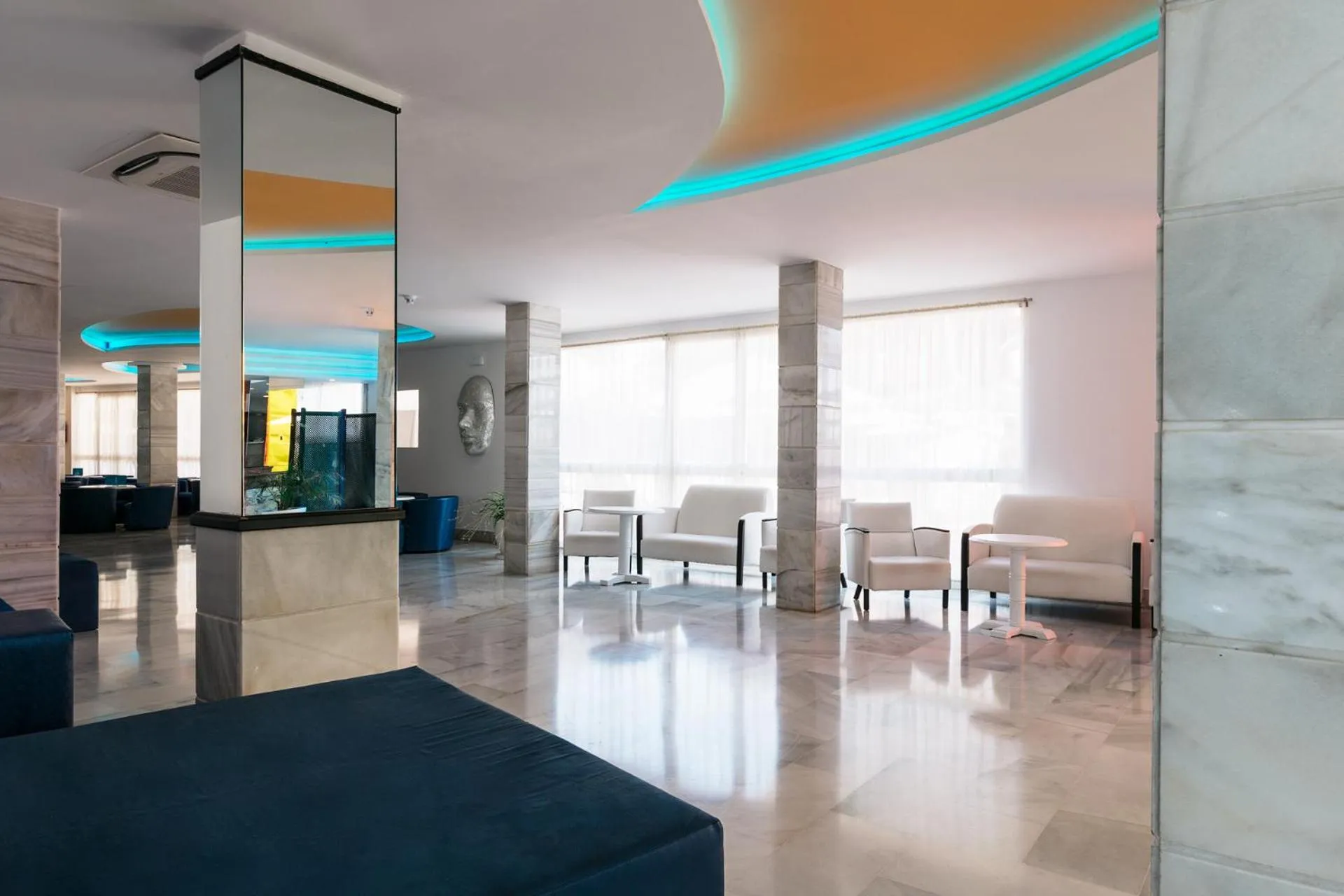 Lounge or bar in Bellevue Vistanova