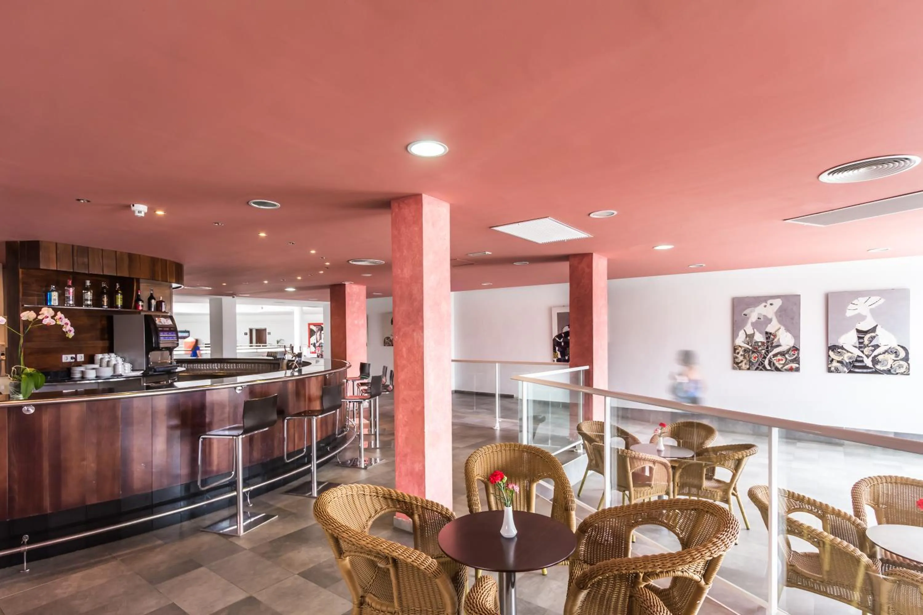 Lounge or bar in BlueBay Lanzarote