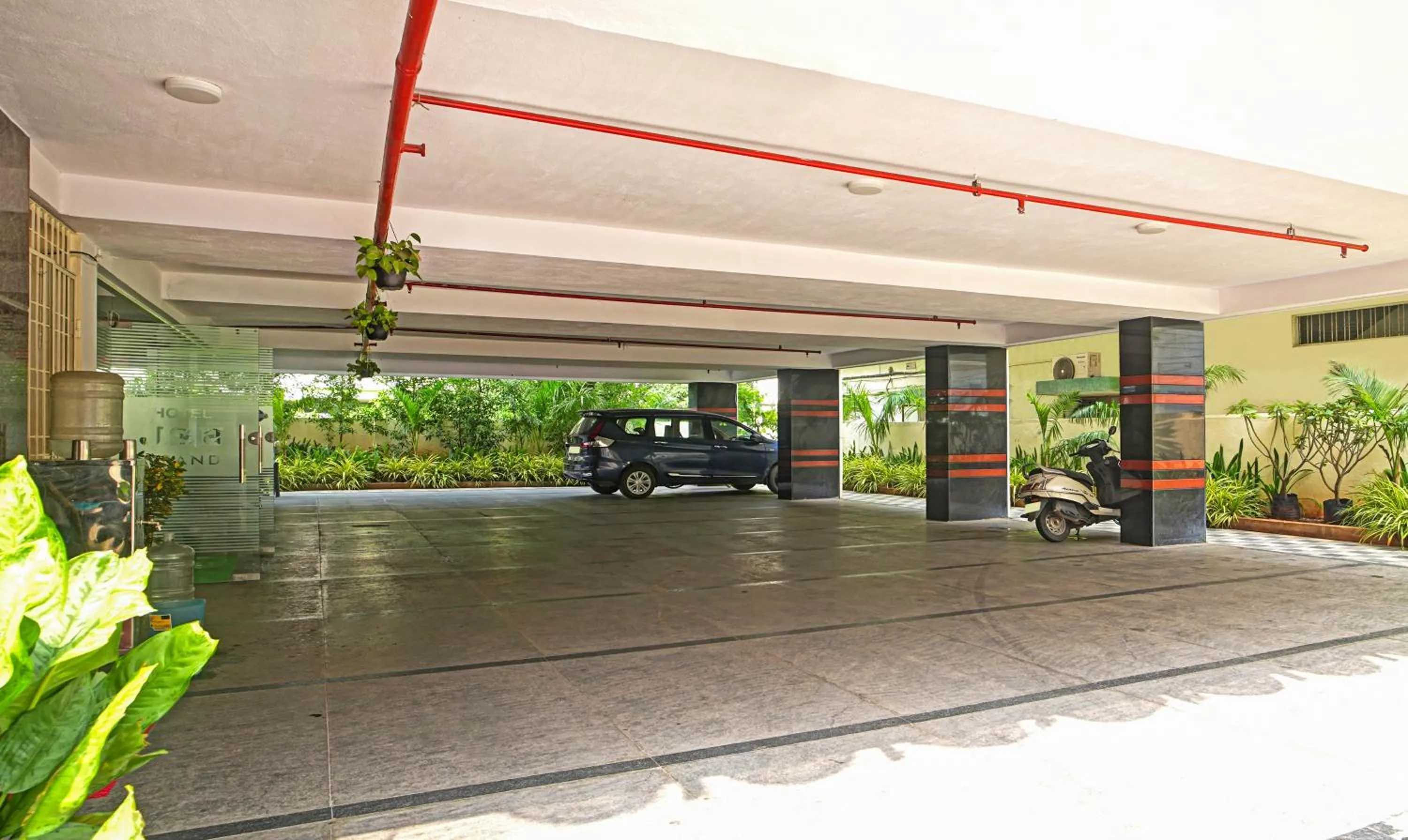 Parking in Treebo Trend Jsn Grand