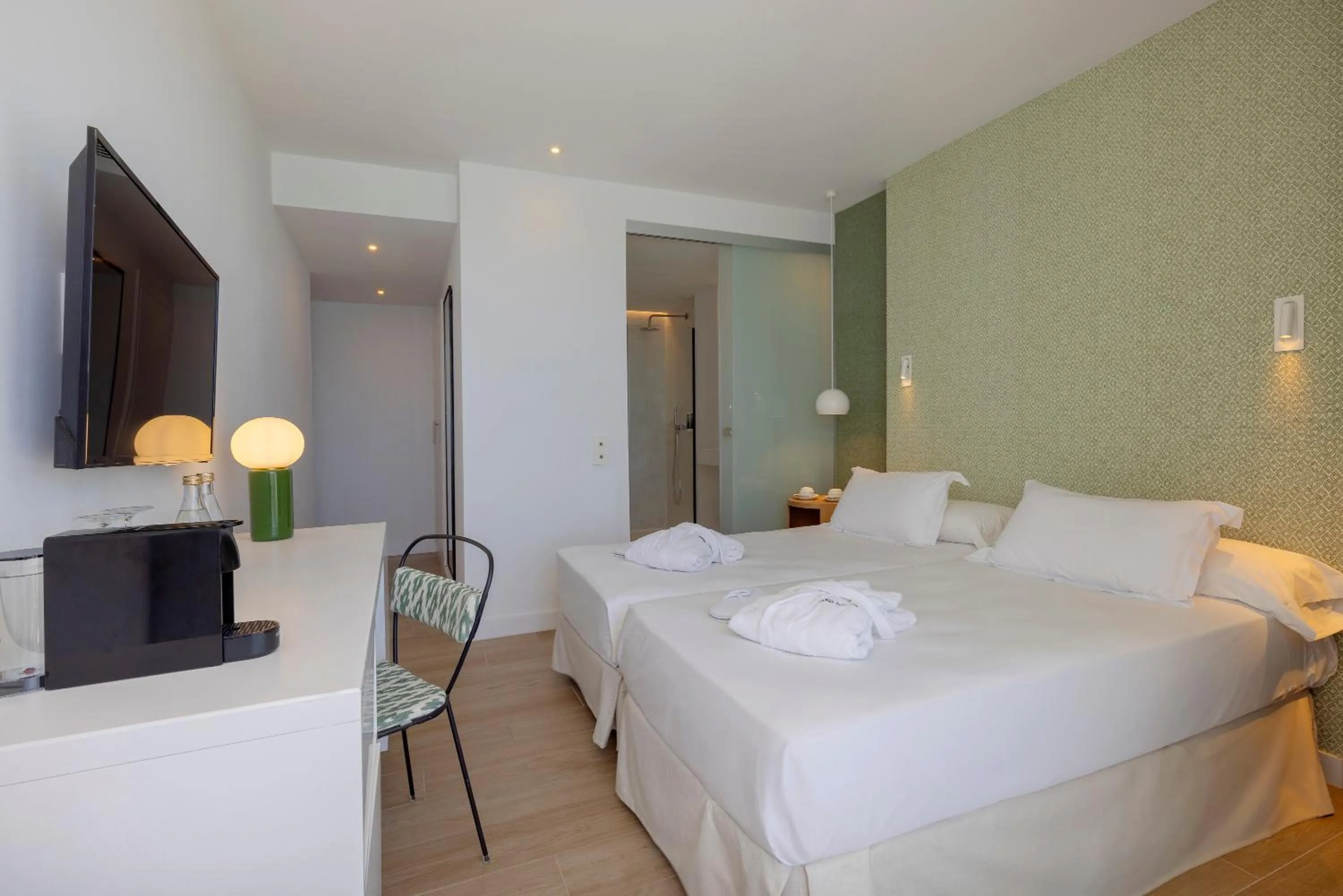 Bedroom, Bed in HM Gran Fiesta