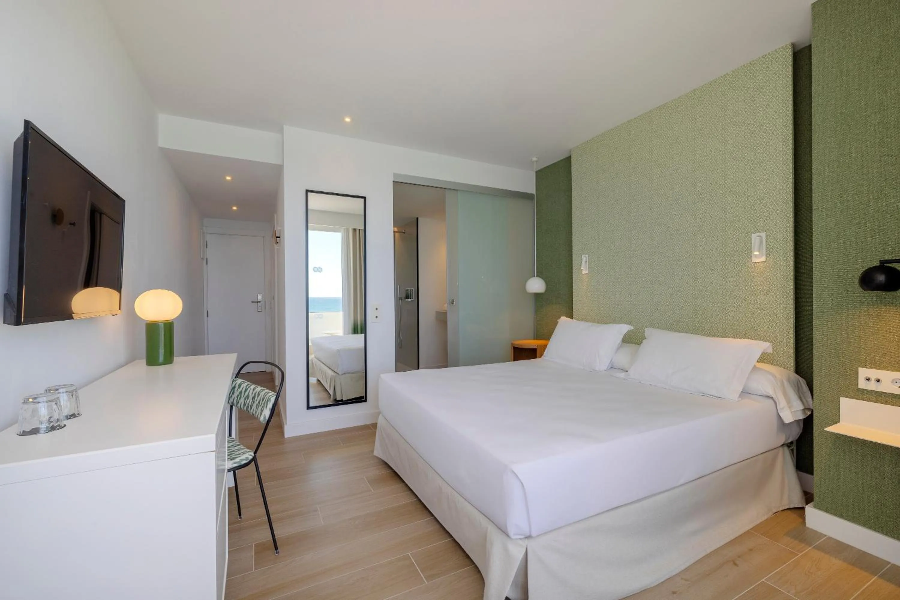 Bedroom, Bed in HM Gran Fiesta