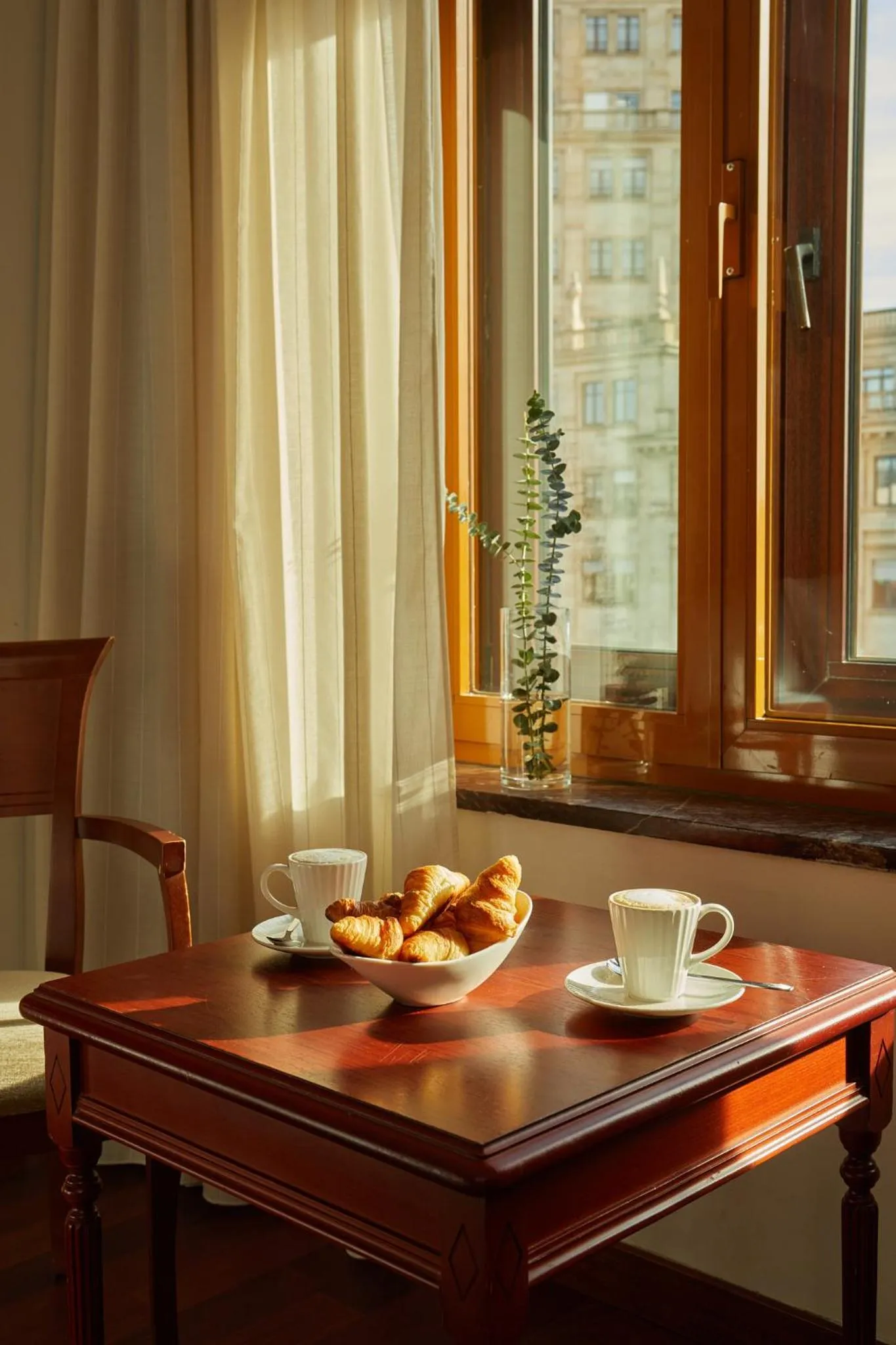 Coffee/tea facilities in El Avenida Palace
