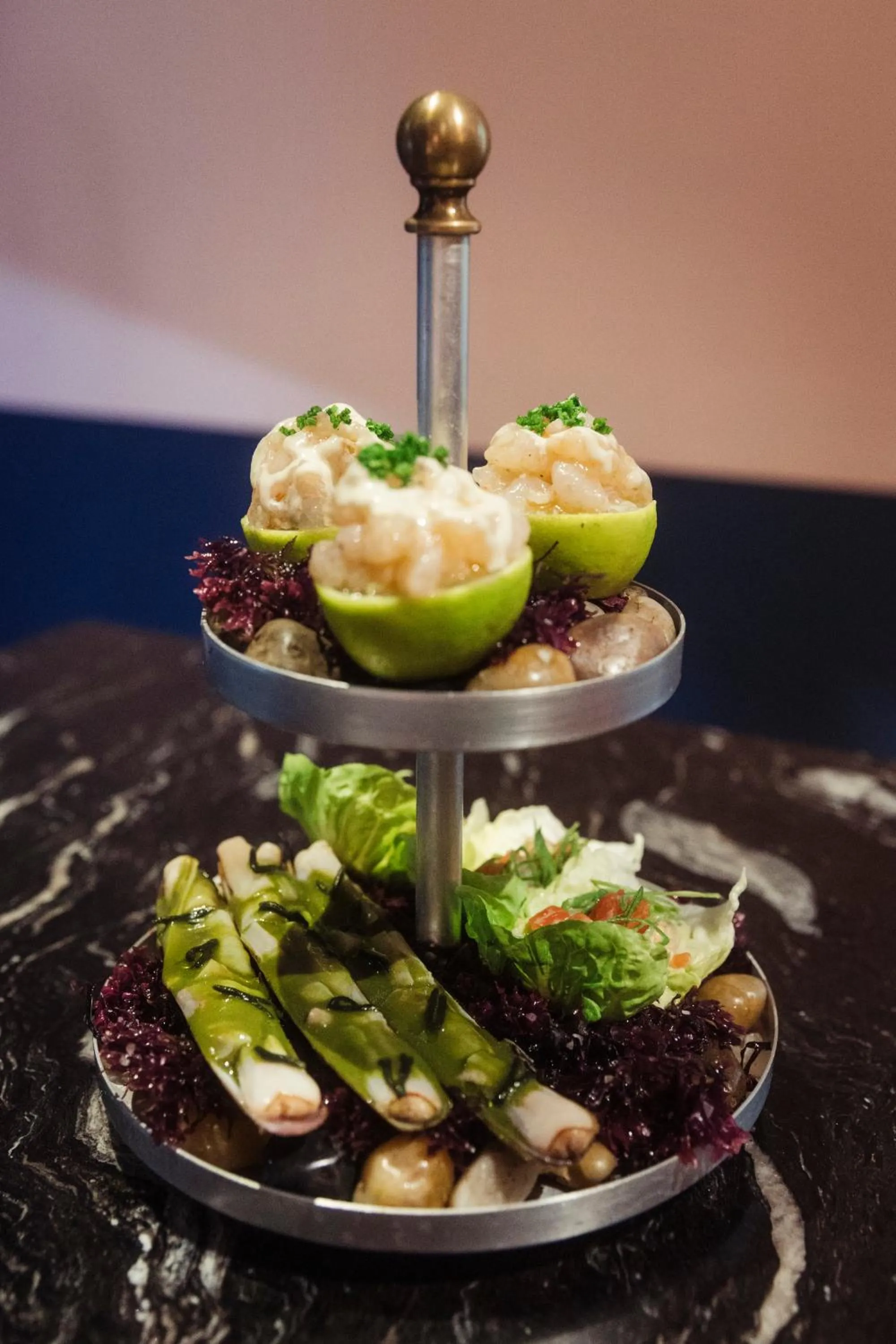 Restaurant/places to eat in El Avenida Palace