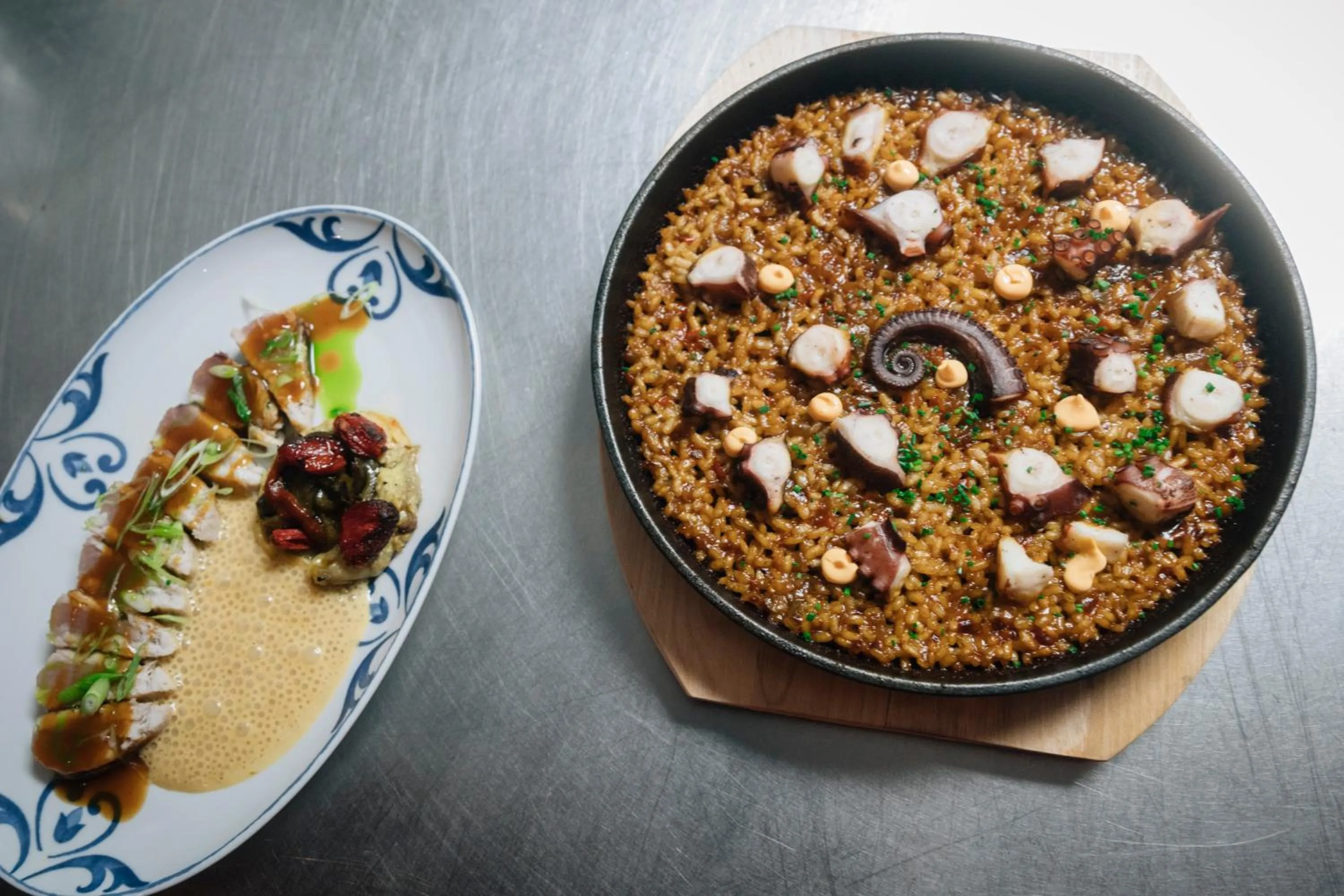 Restaurant/places to eat in El Avenida Palace