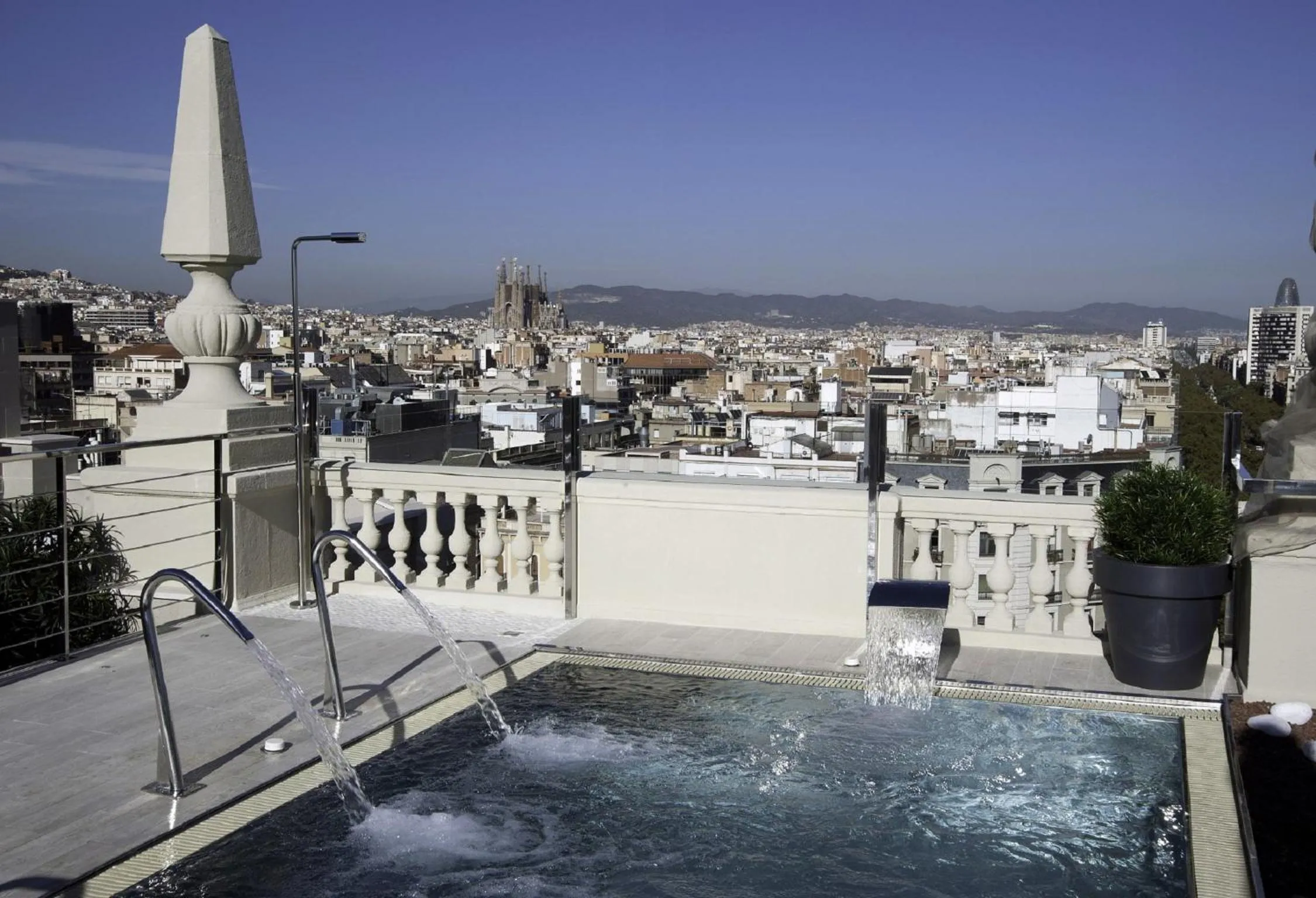Balcony/Terrace in El Avenida Palace
