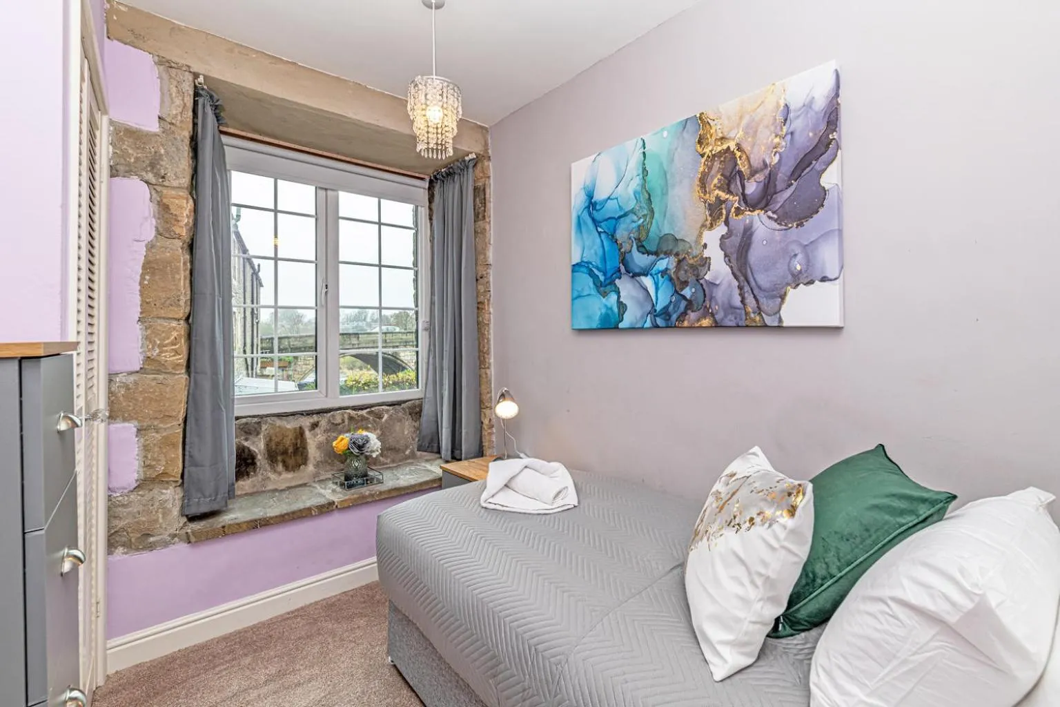 Bedroom in Bridge End Mill by Guestz