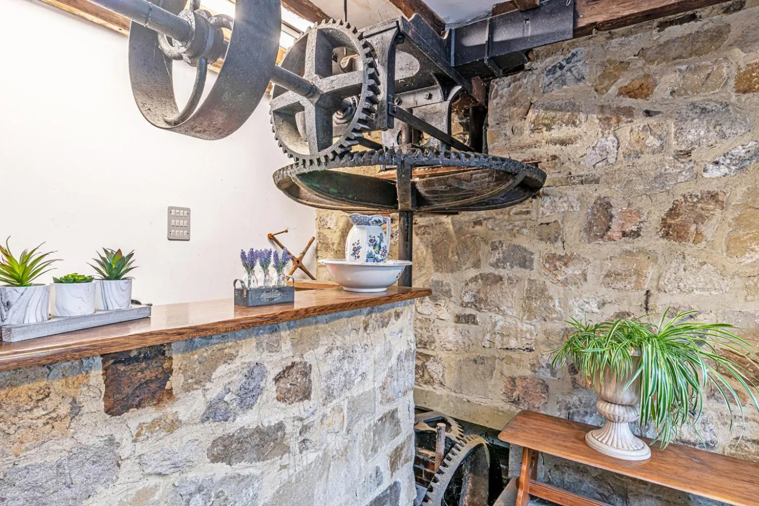 Property building in Bridge End Mill by Guestz