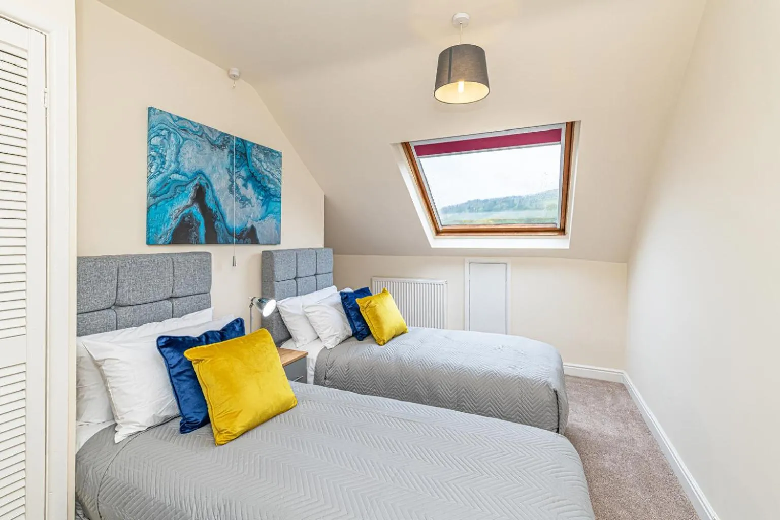 Bed in Bridge End Mill by Guestz