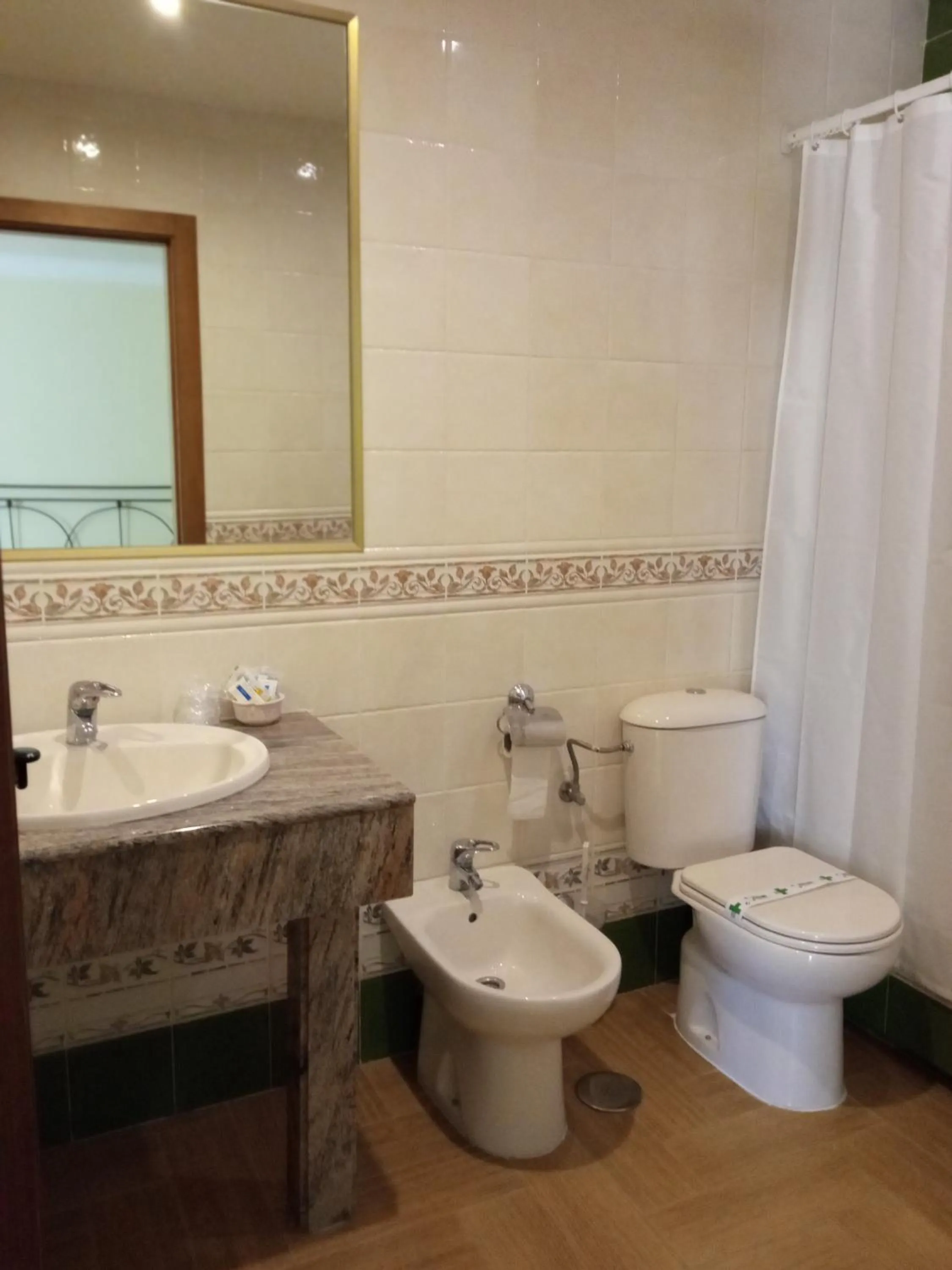 Bathroom in Hotel Rural Puerto Mágina