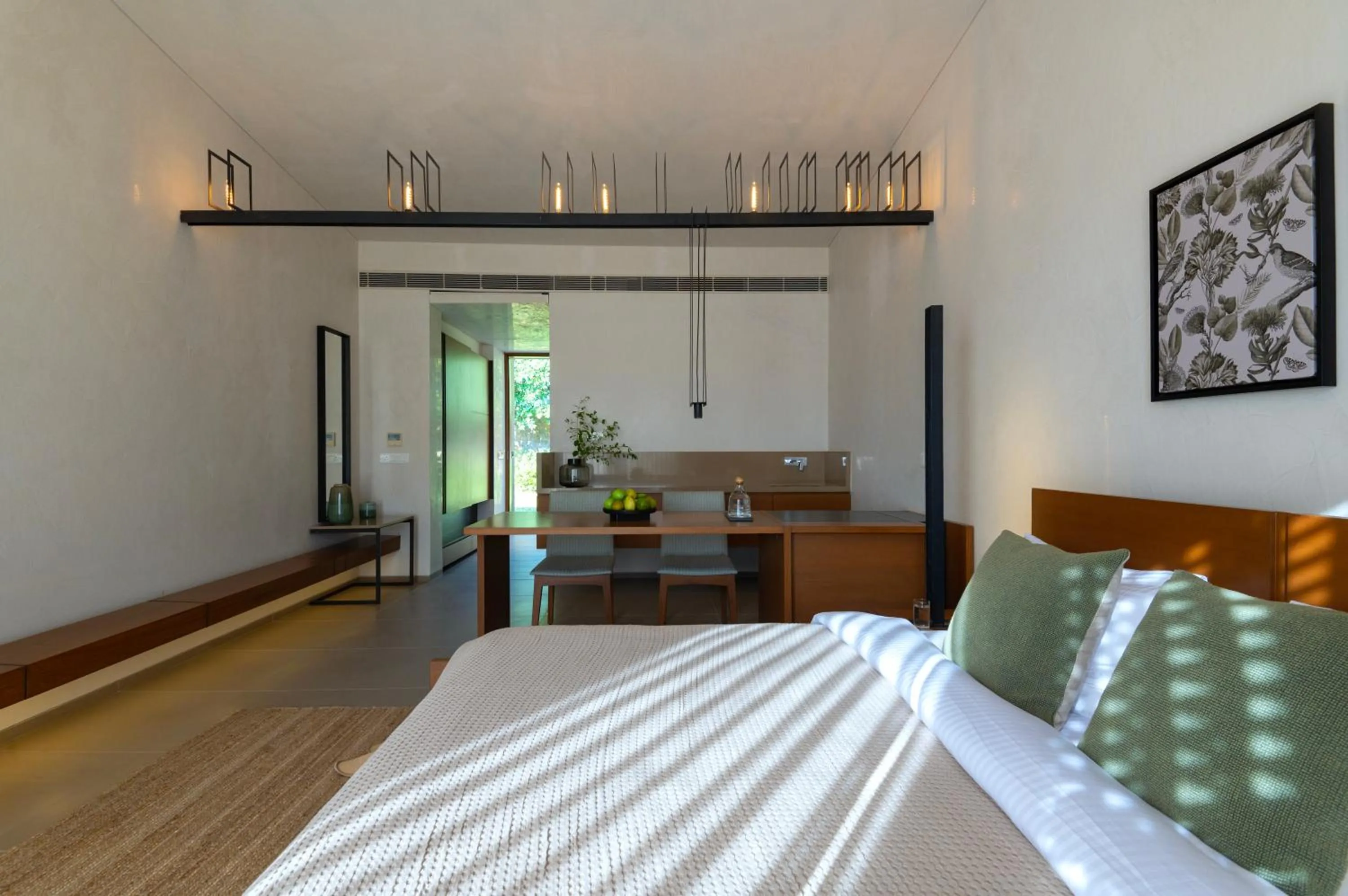 View (from property/room), Bed in Life At REPOSE- Lake Villas Resort & Club