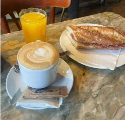 Breakfast in Líbere Barcelona Sant Antoni Breakfast in Líbere Barcelona Sant Antoni