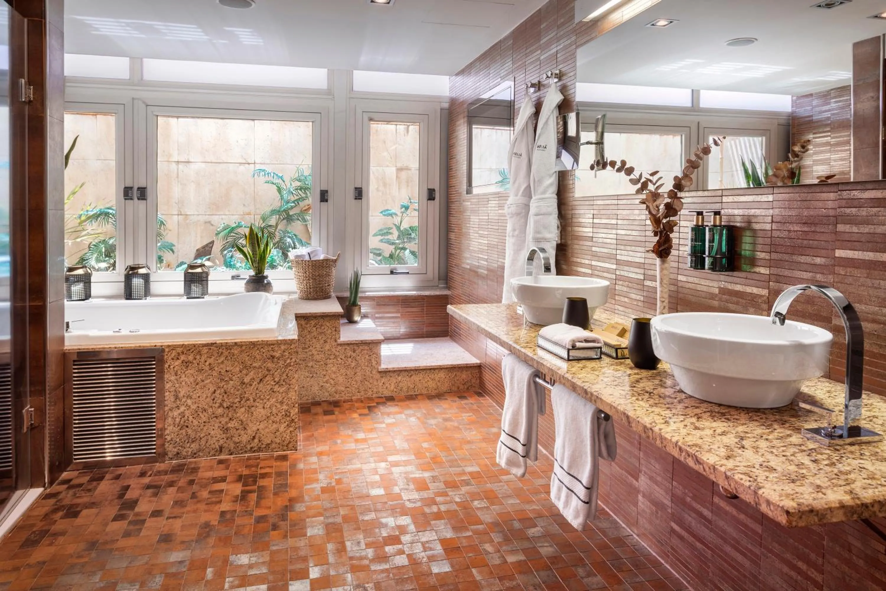 Hot Tub in Melia Madrid Princesa