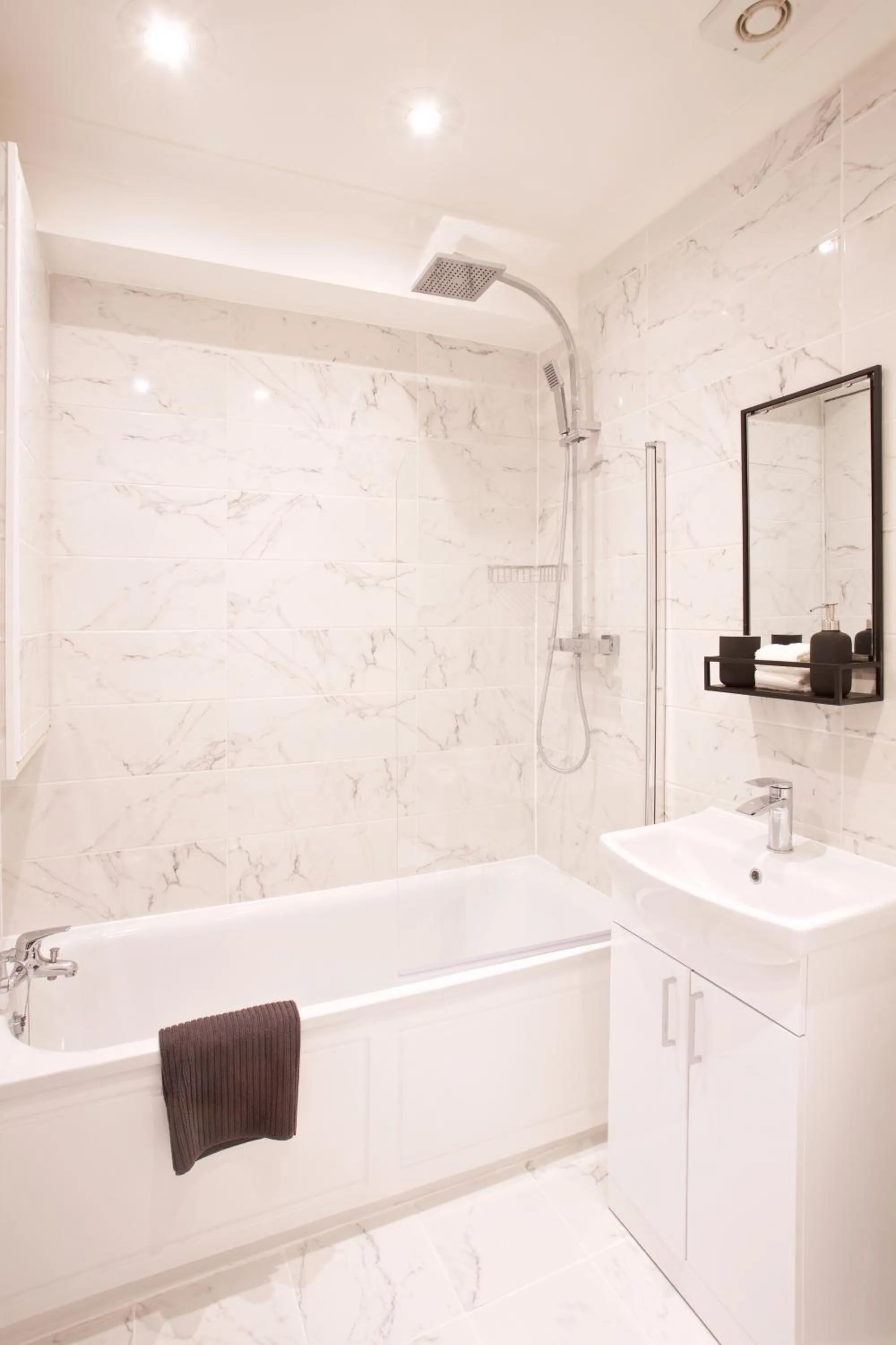 Shower in Avari Apartments - Winchester Collection