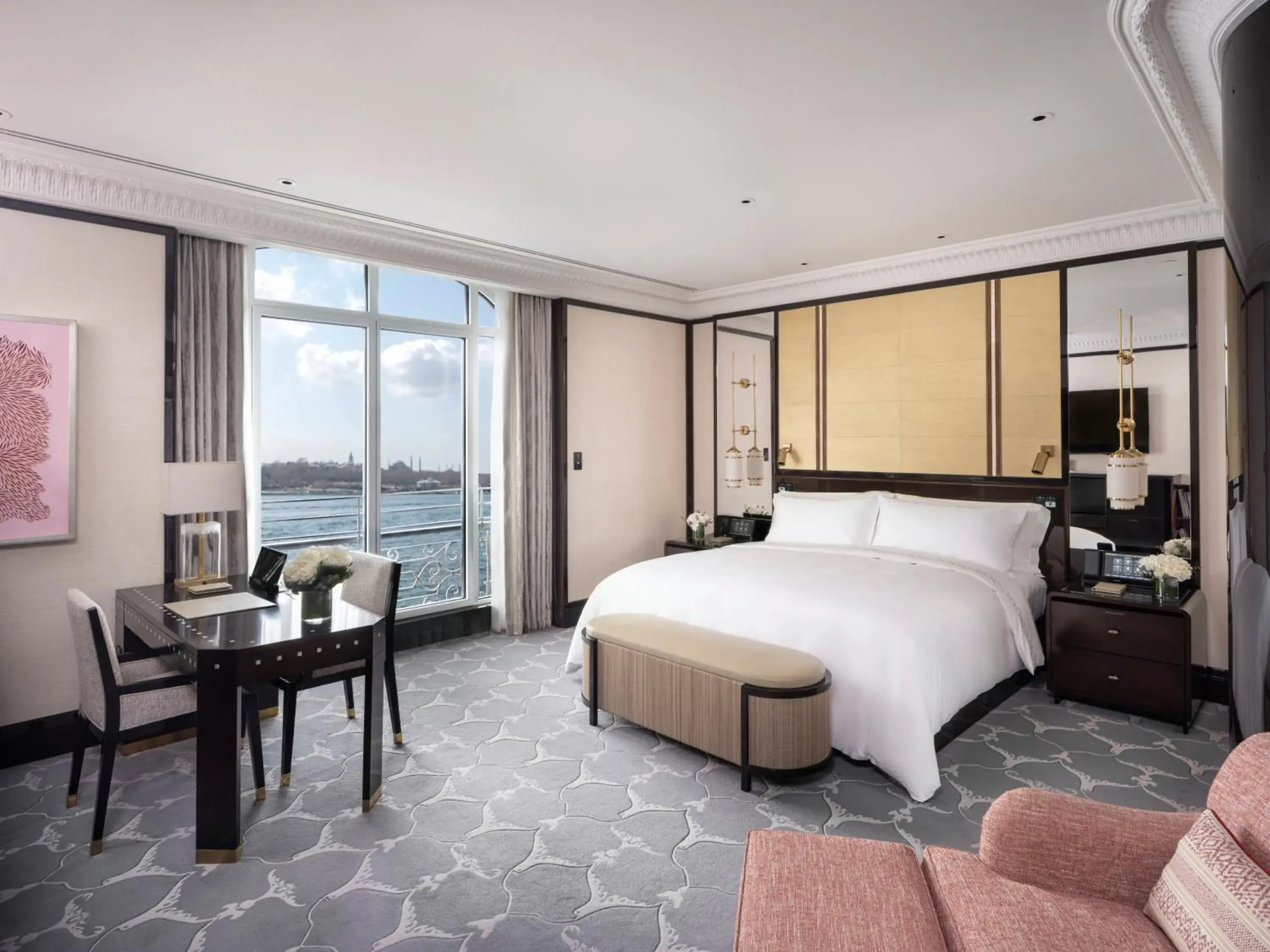 Bedroom, Bed in The Peninsula Istanbul Bedroom, Bed in The Peninsula Istanbul