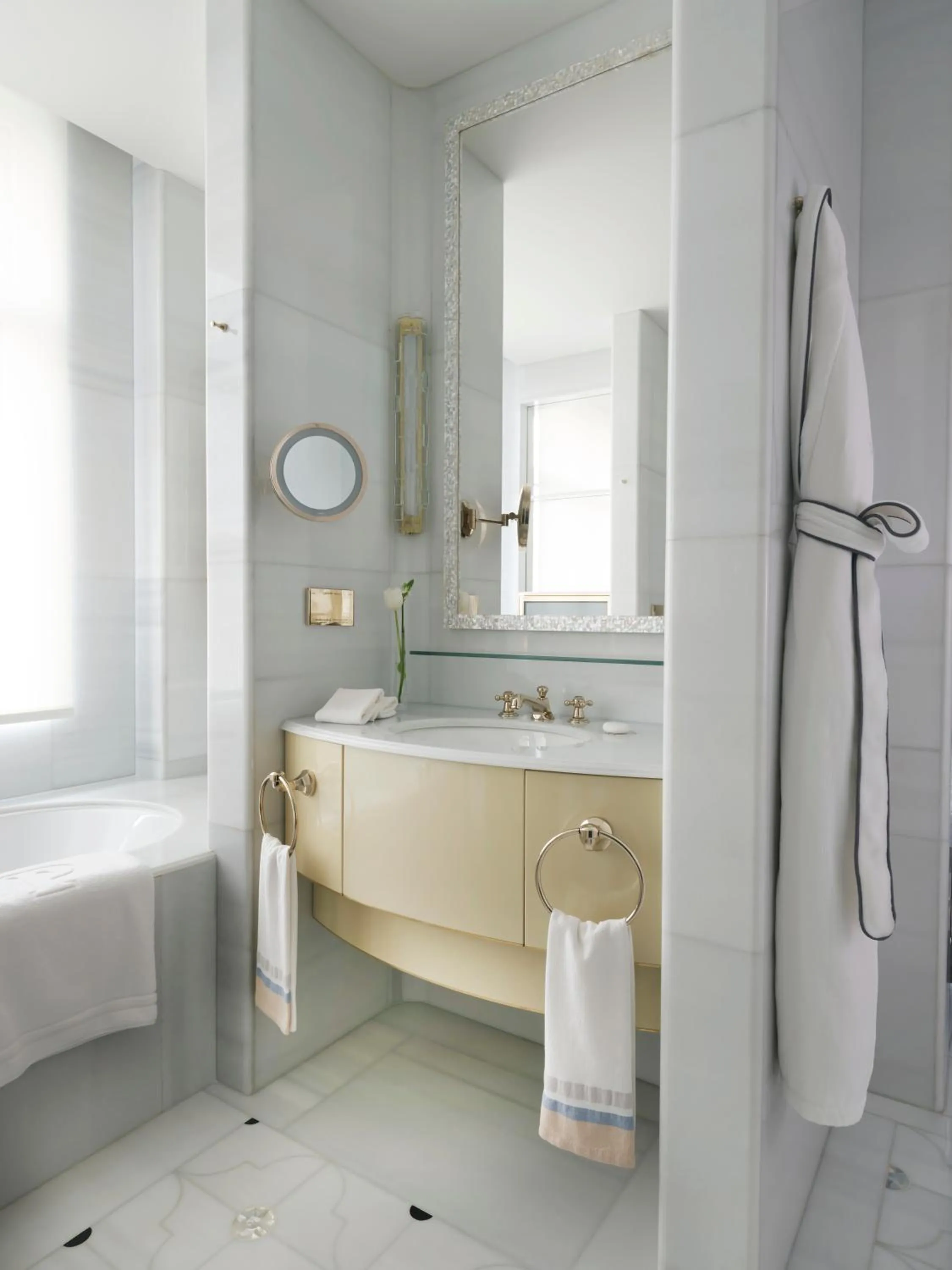 Bathroom in The Peninsula Istanbul