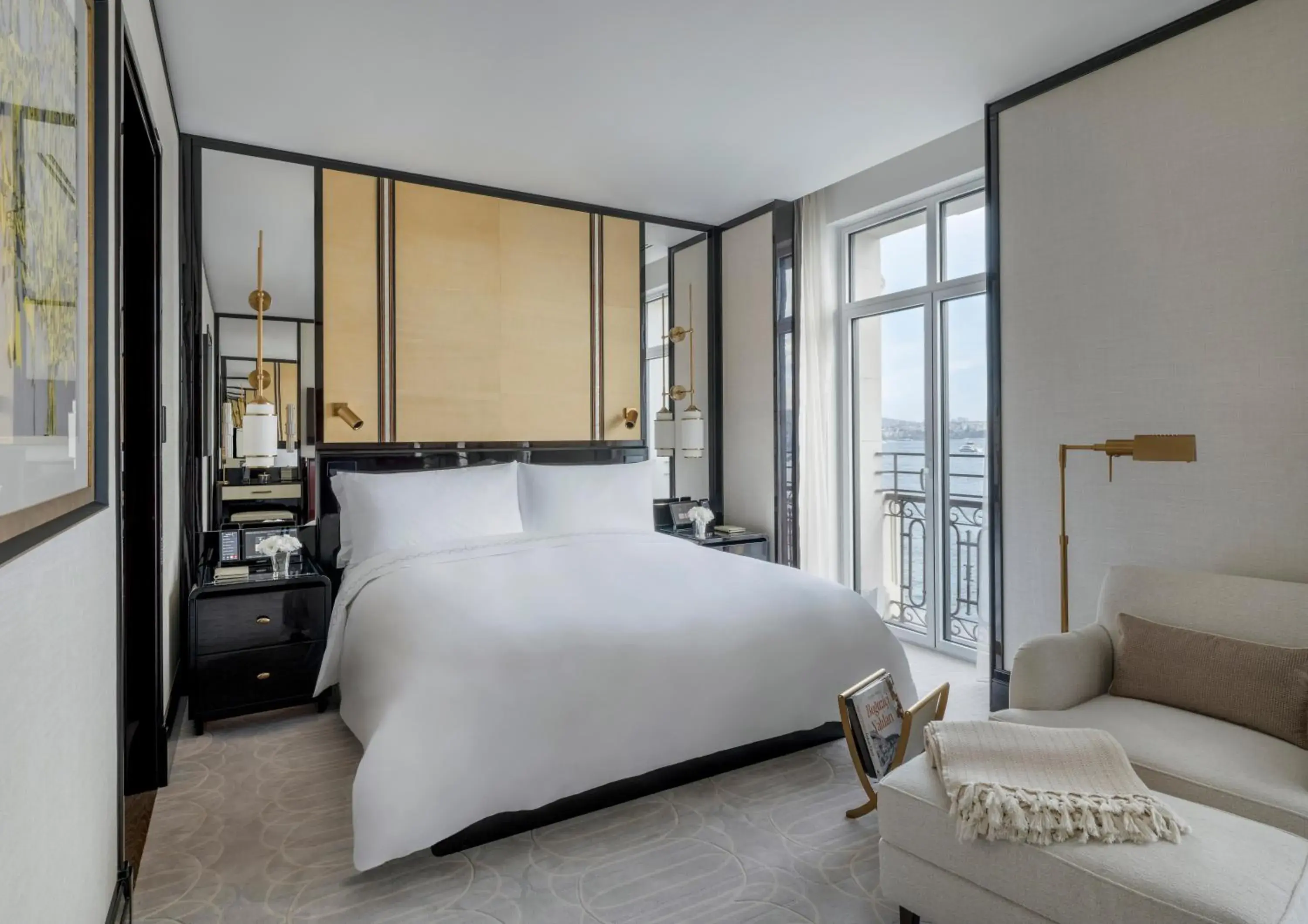 Bedroom, Bed in The Peninsula Istanbul Bedroom, Bed in The Peninsula Istanbul