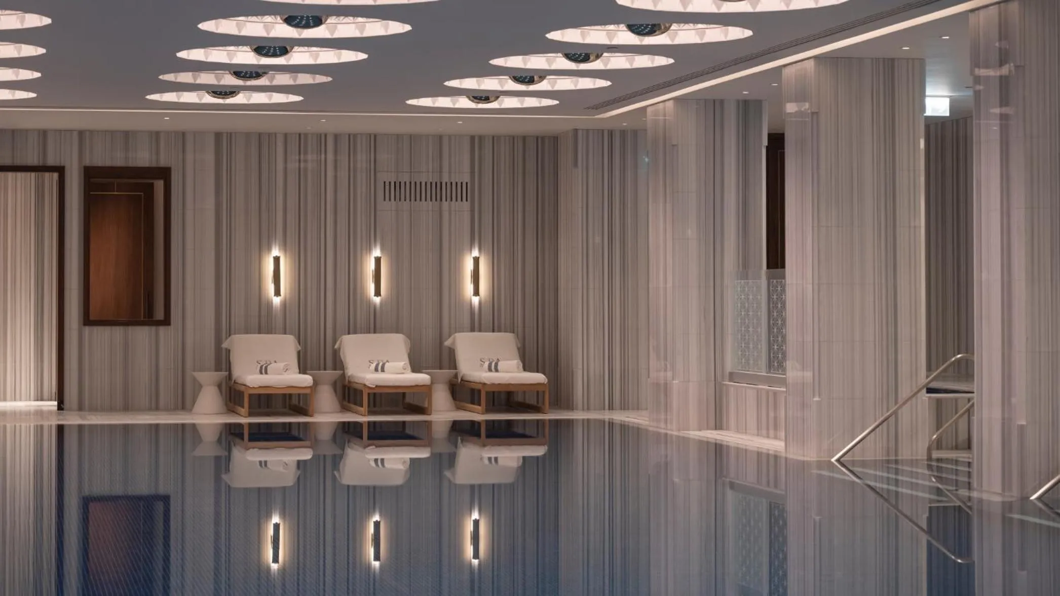 Swimming pool in The Peninsula Istanbul