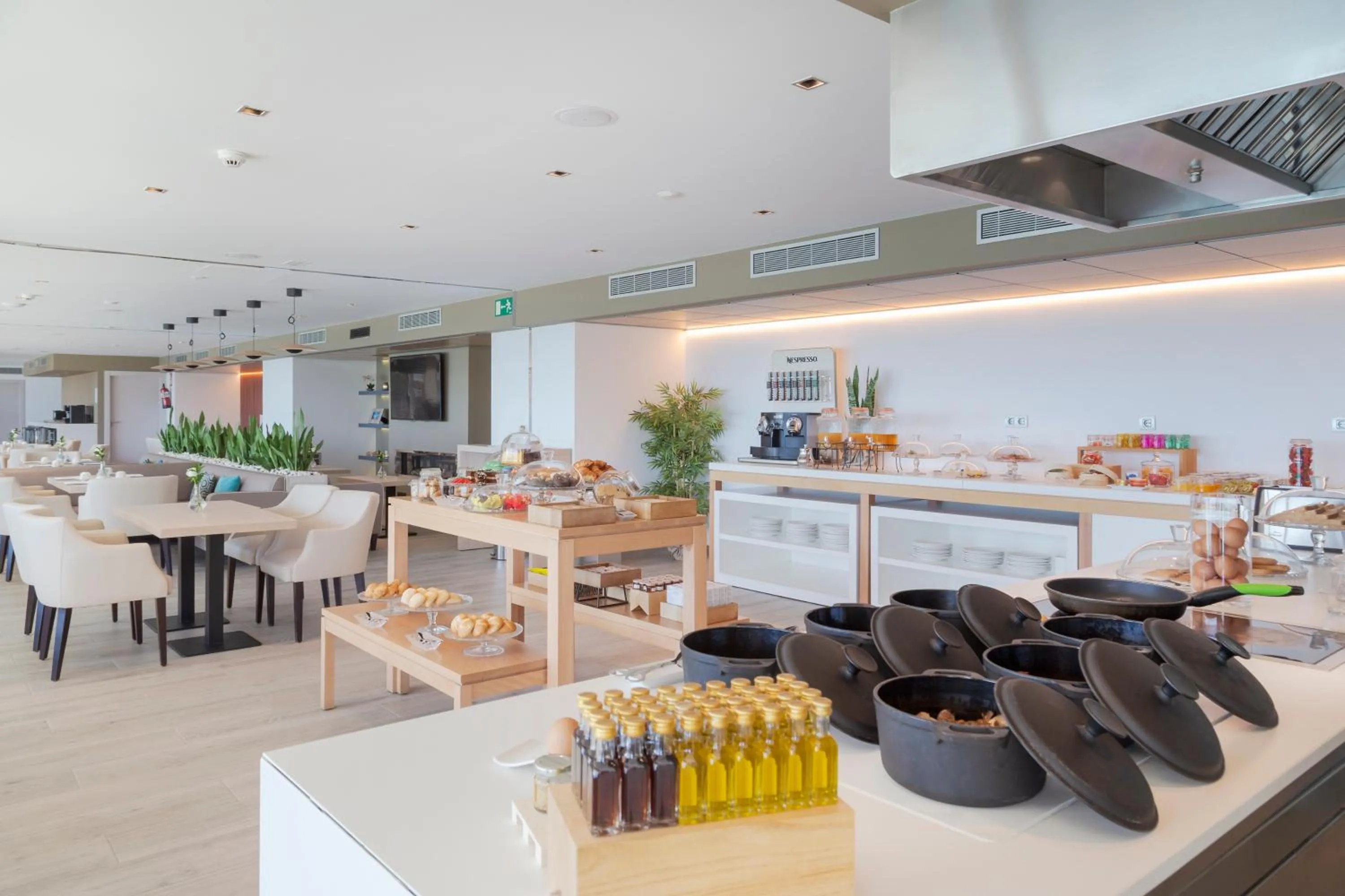 Breakfast in Melia Alicante