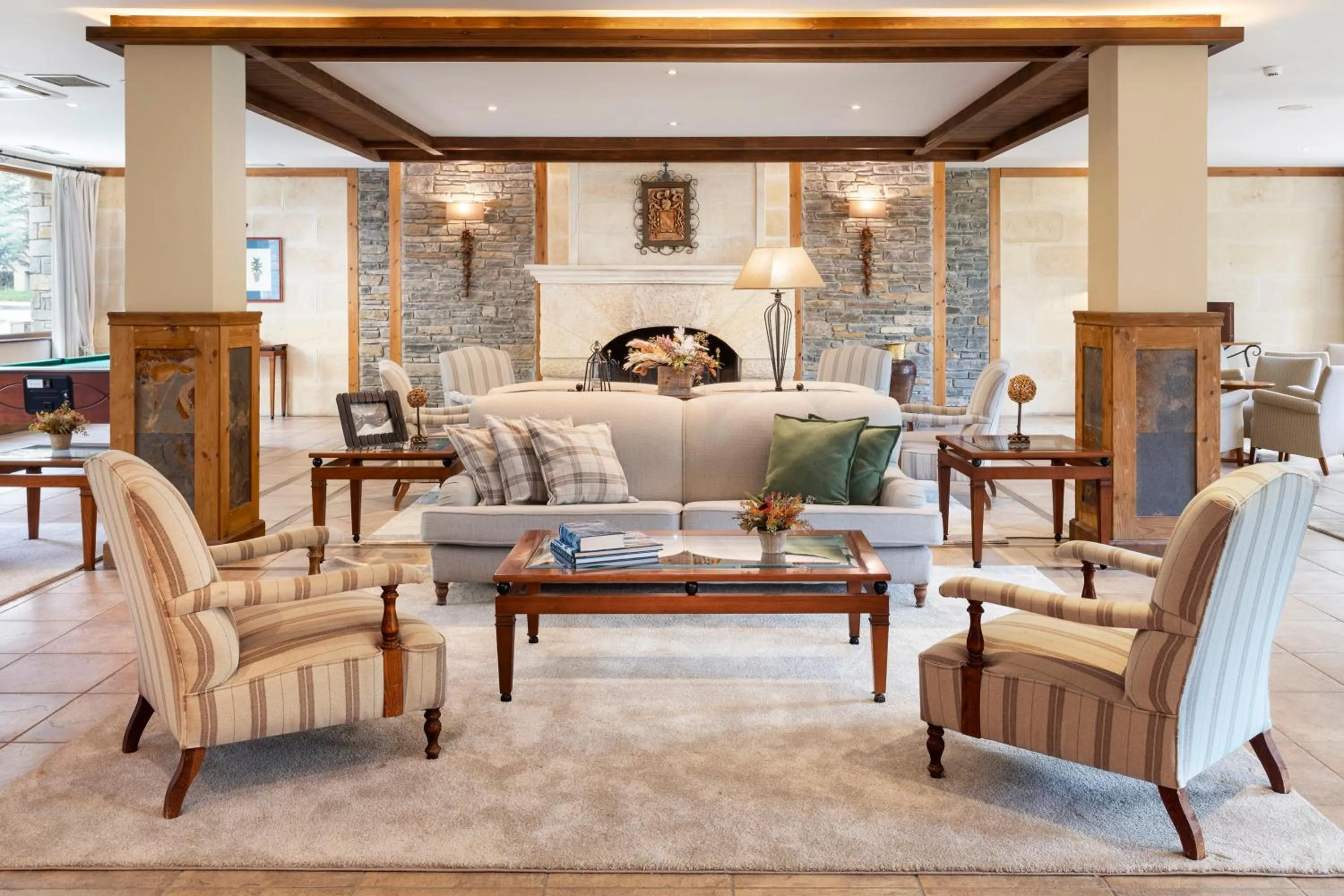 Lobby or reception in Hotel Vielha Val d'Aran, Affiliated by Meliá