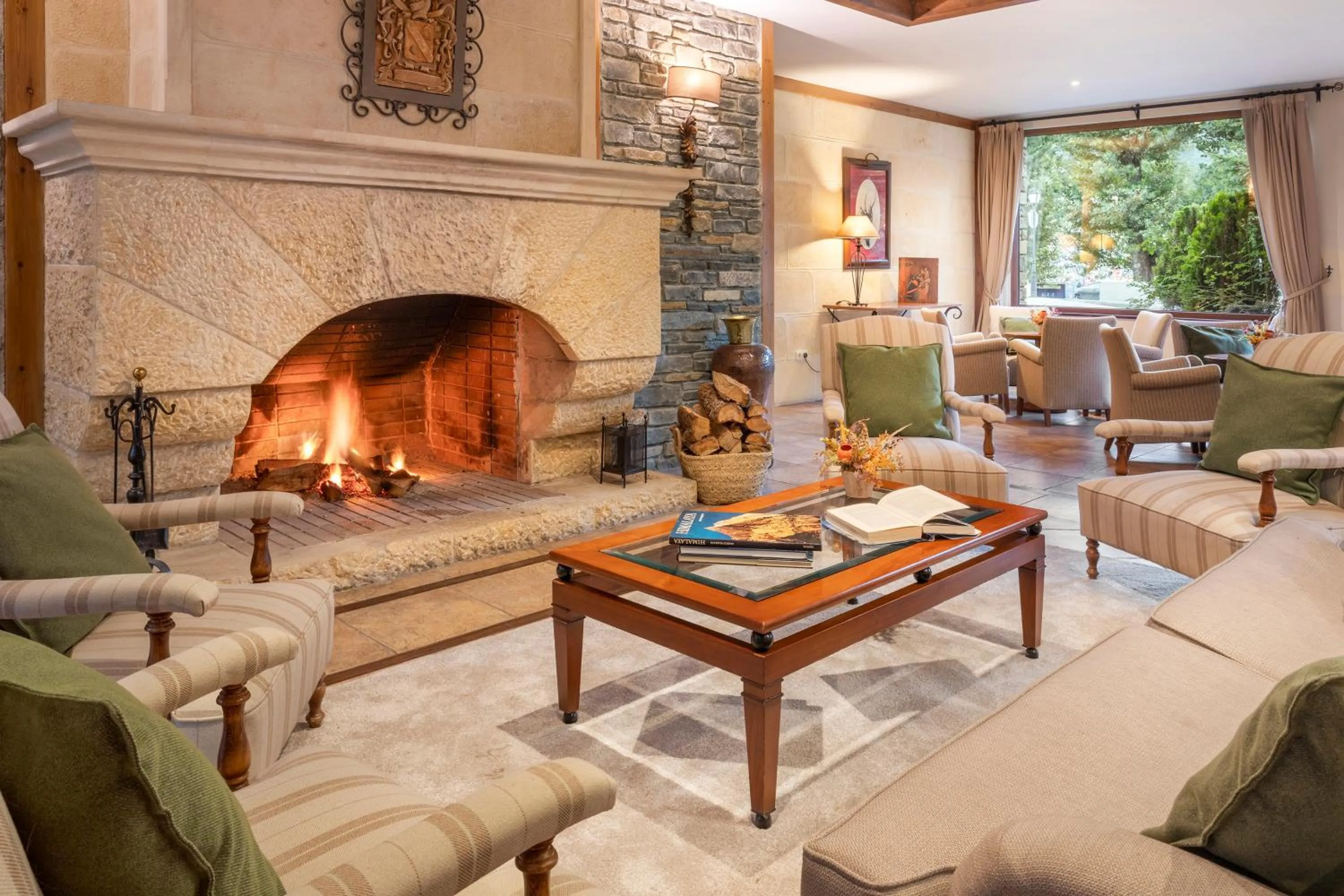 Lobby or reception in Hotel Vielha Val d'Aran, Affiliated by Meliá