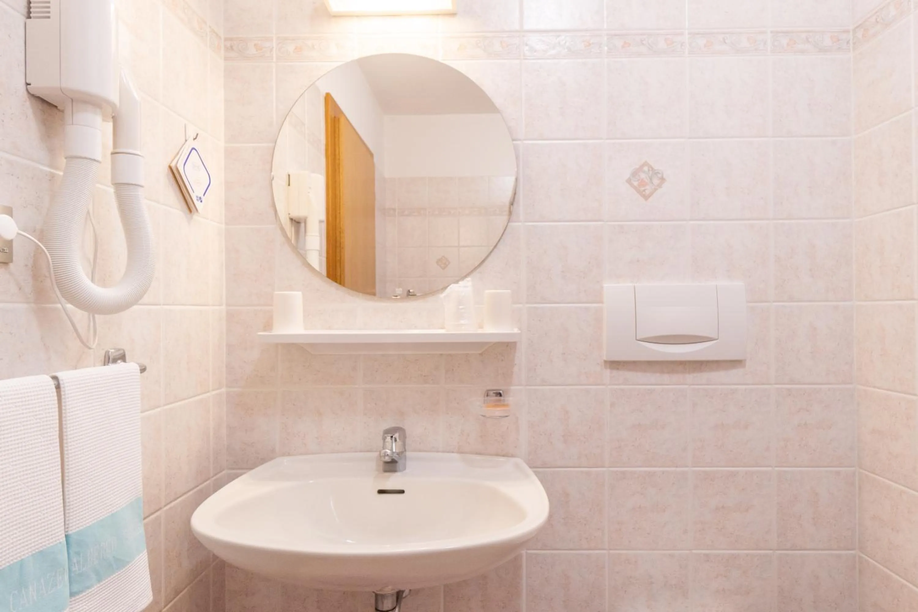 Albergo Canazei