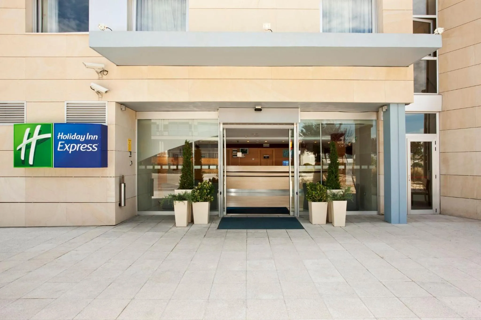 Property building in Hotel Holiday Inn Express Madrid-Rivas by IHG