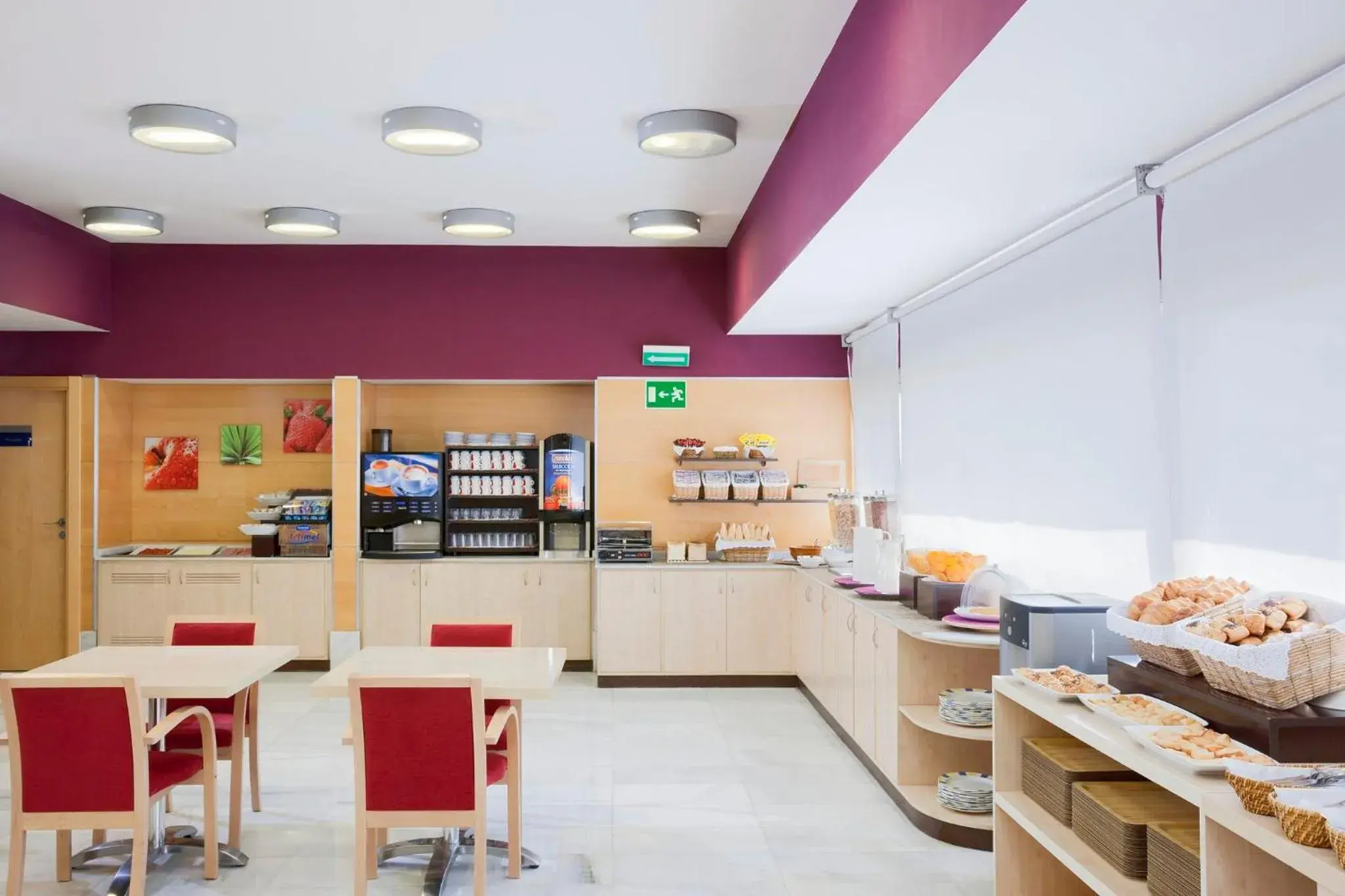 Breakfast, Restaurant/Places to Eat in Holiday Inn Express Alcobendas