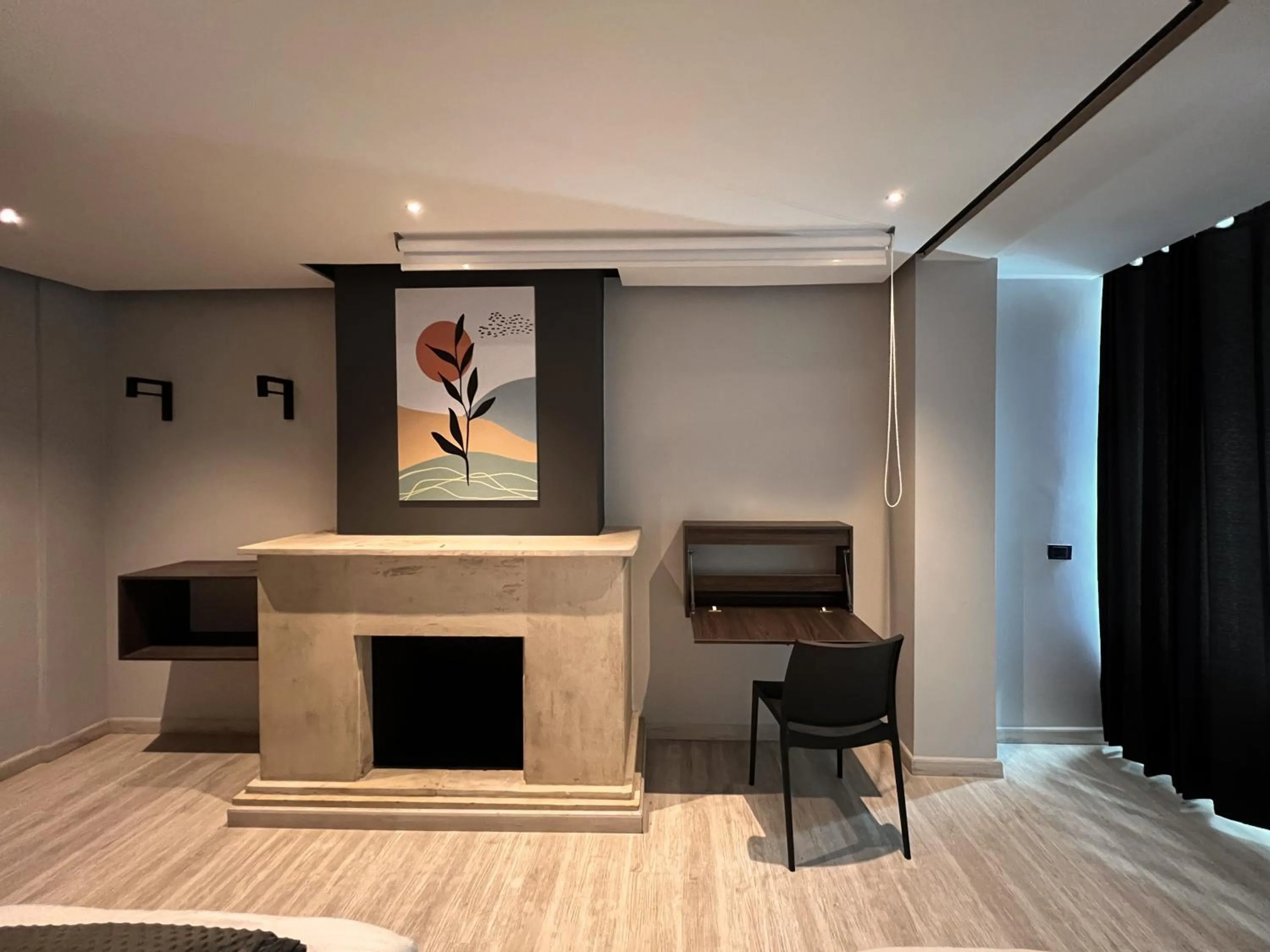 HOTEL HTL
