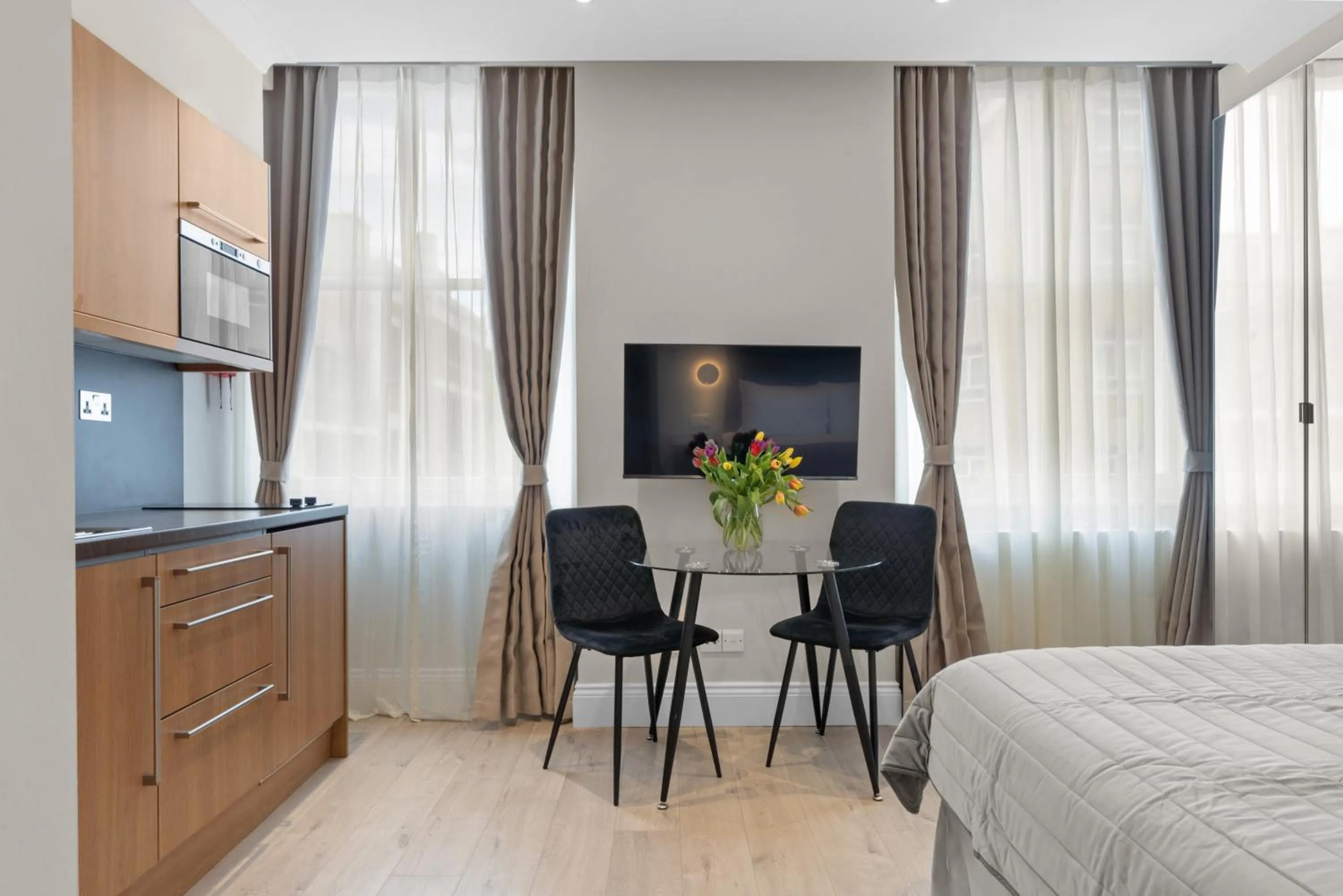 Bed in Cleveland Residences Russell Square