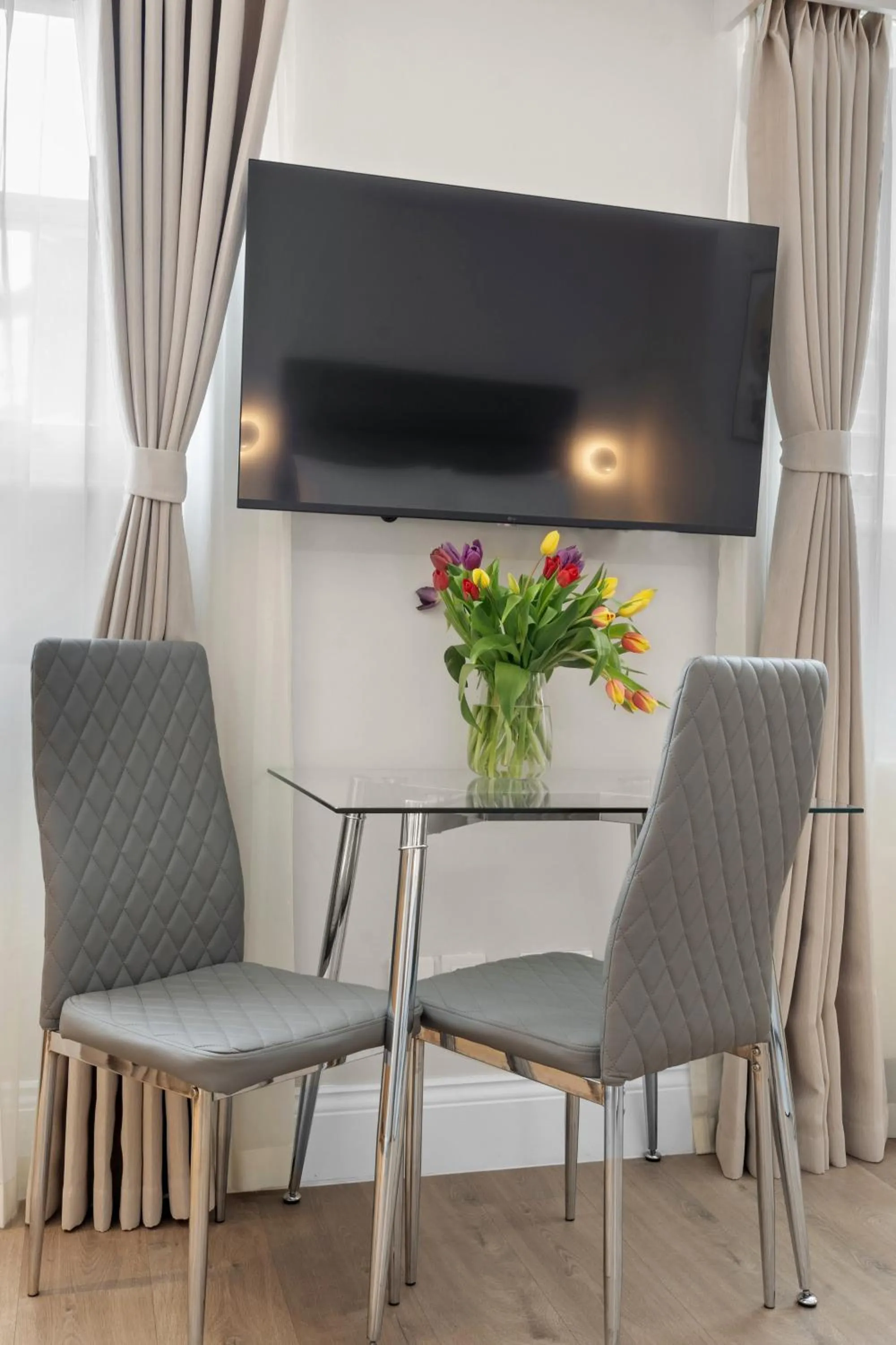 TV and multimedia in Cleveland Residences Russell Square