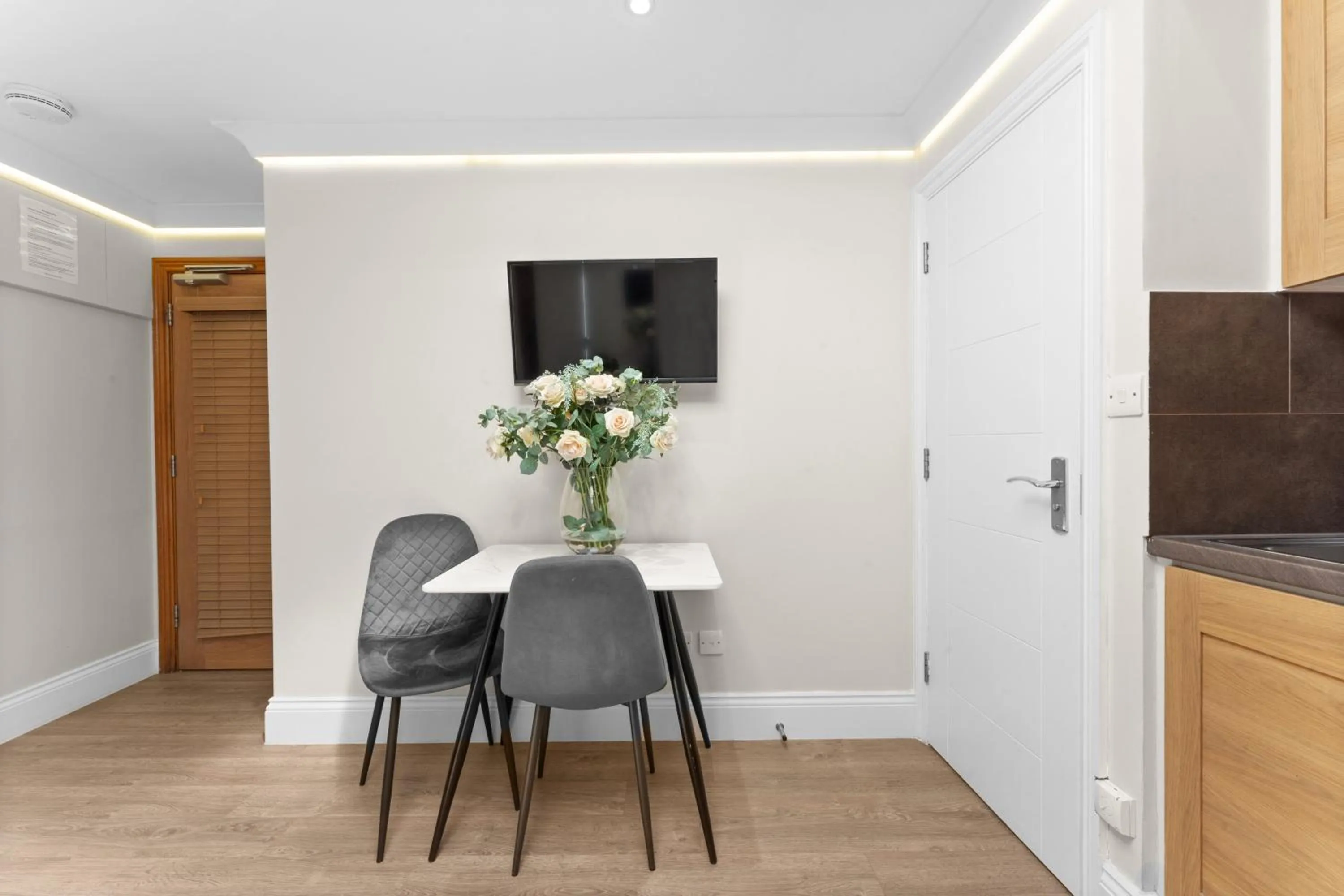 Kitchen or kitchenette in Cleveland Residences Russell Square