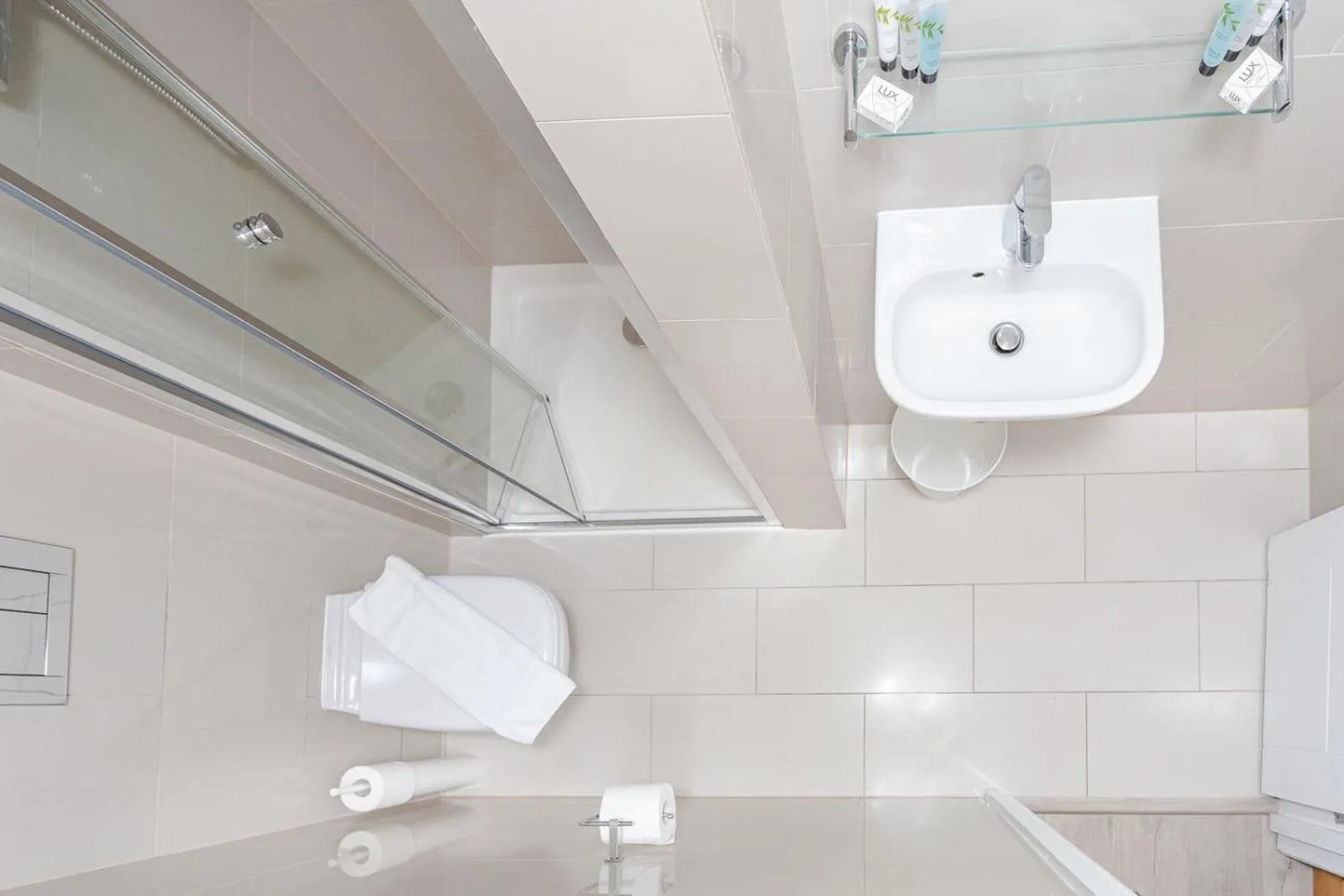 Bathroom in Cleveland Residences Russell Square